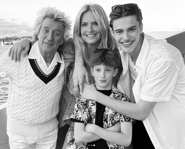 Sir Rod Stewart and Penny Lancaster with their sons, Aiden and Alastair Stewart, posing for a picture, posted on November 27, 2023 | Source: Instagram/penny.lancaster