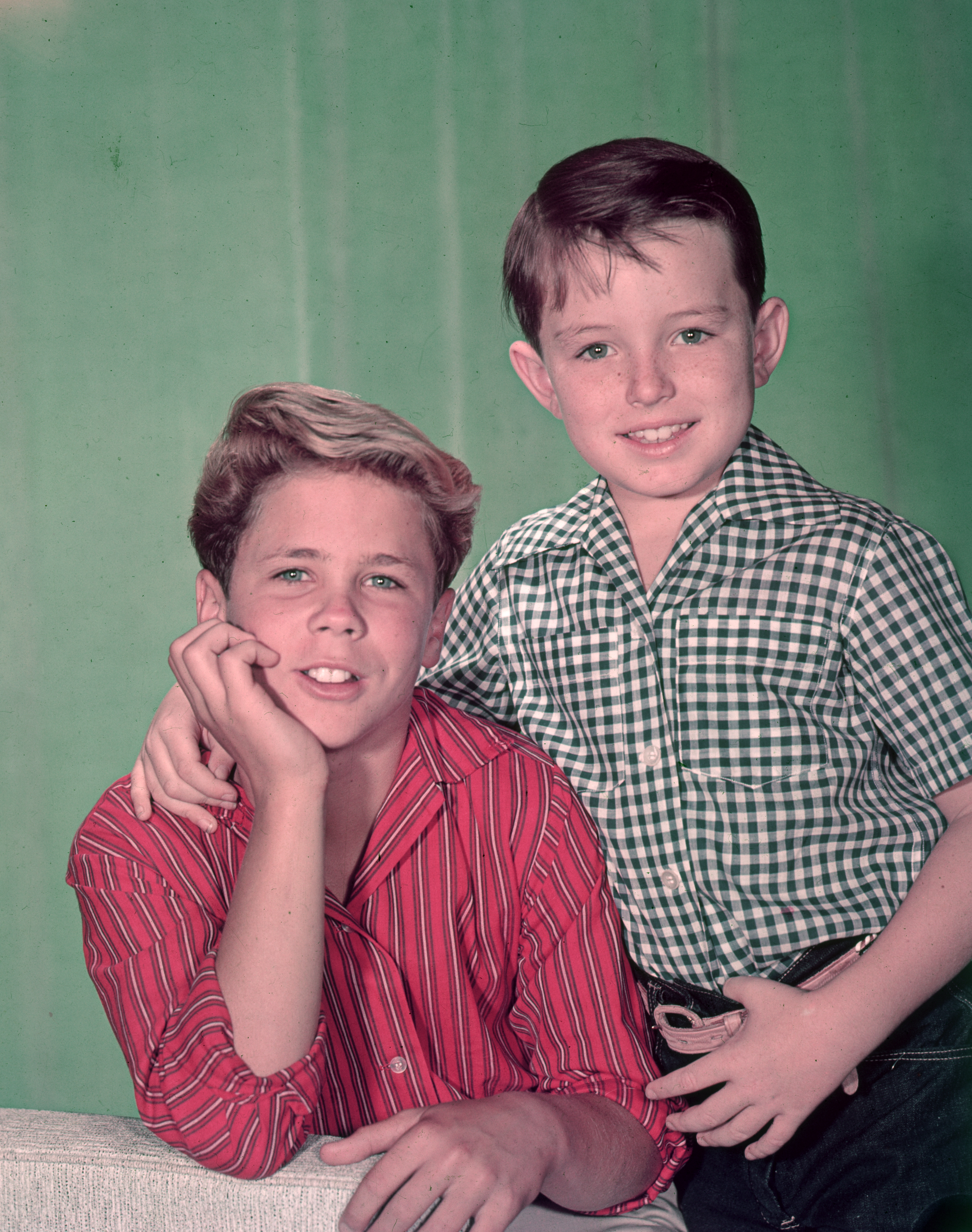 Tony Dow and Jerry Mathers promotional portrait for “Leave It to Beaver” in 1955 | Source: Getty Images