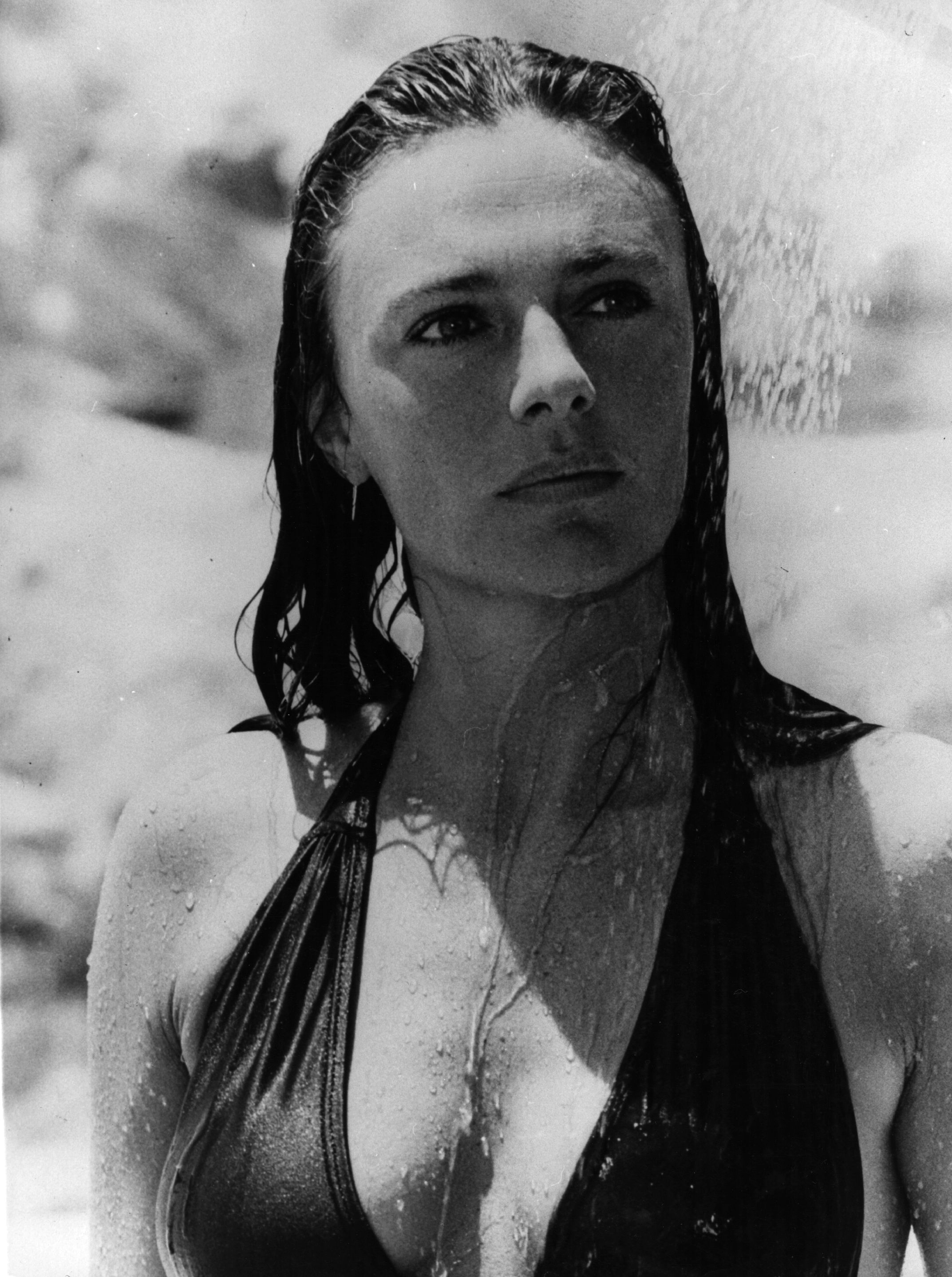 The actress while filming "The Deep" in Bermuda in 1976 | Source: Getty Images