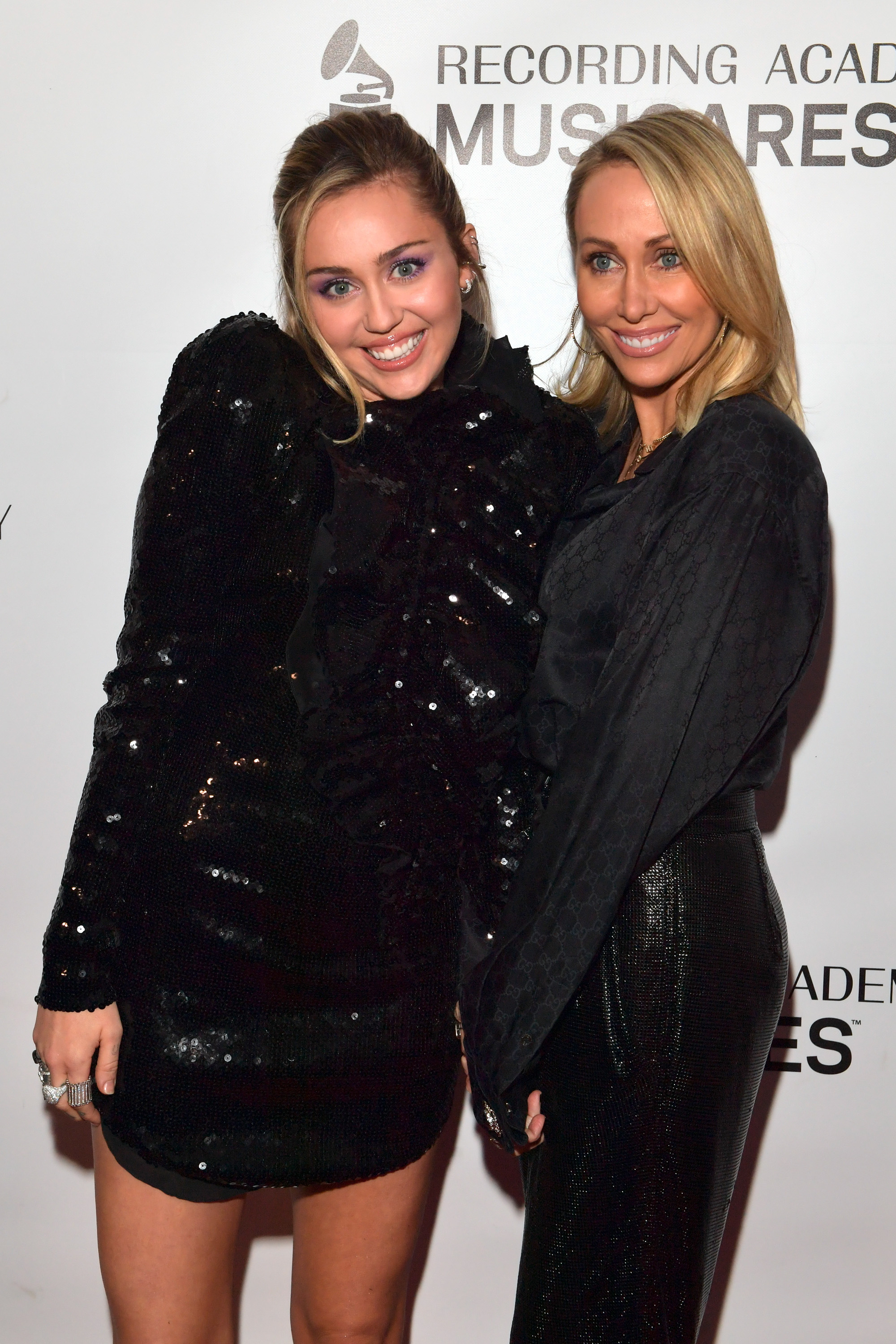 Miley Cyrus and Tish Cyrus attend MusiCares Person of the Year honoring Dolly Parton in Los Angeles, California, on February 8, 2019. | Source: Getty Images