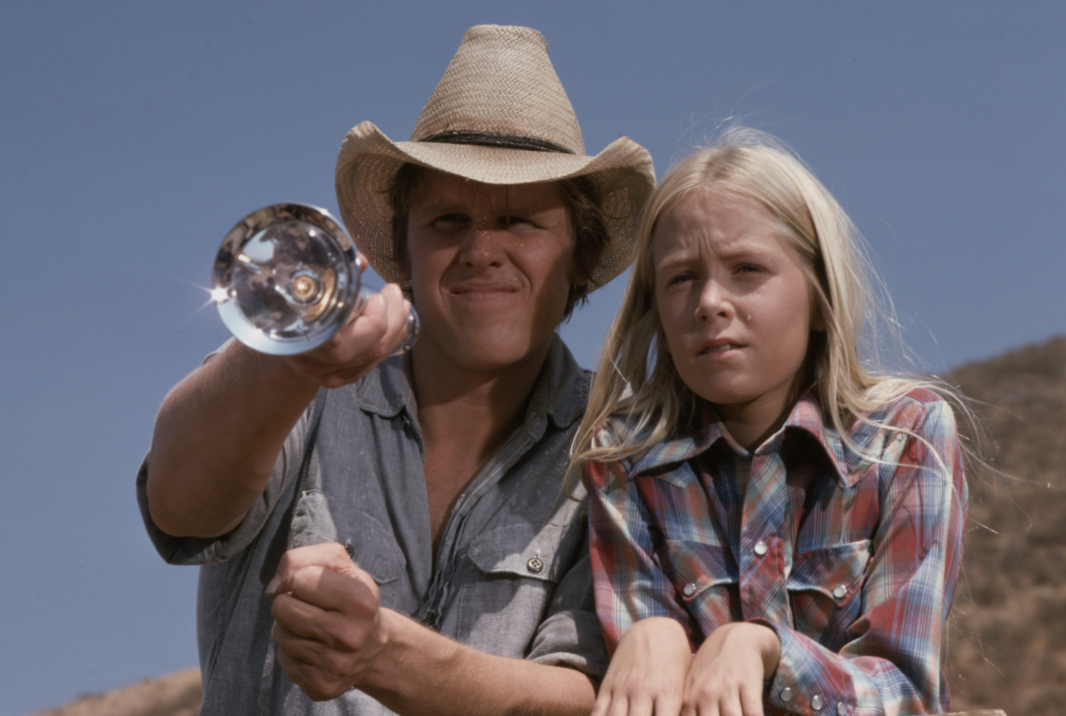 Actor Gary Busey and actress Karen Obediear appearing on the ABC TV series "The Texas Wheelers" on January 1, 1974. | Source: Getty Images