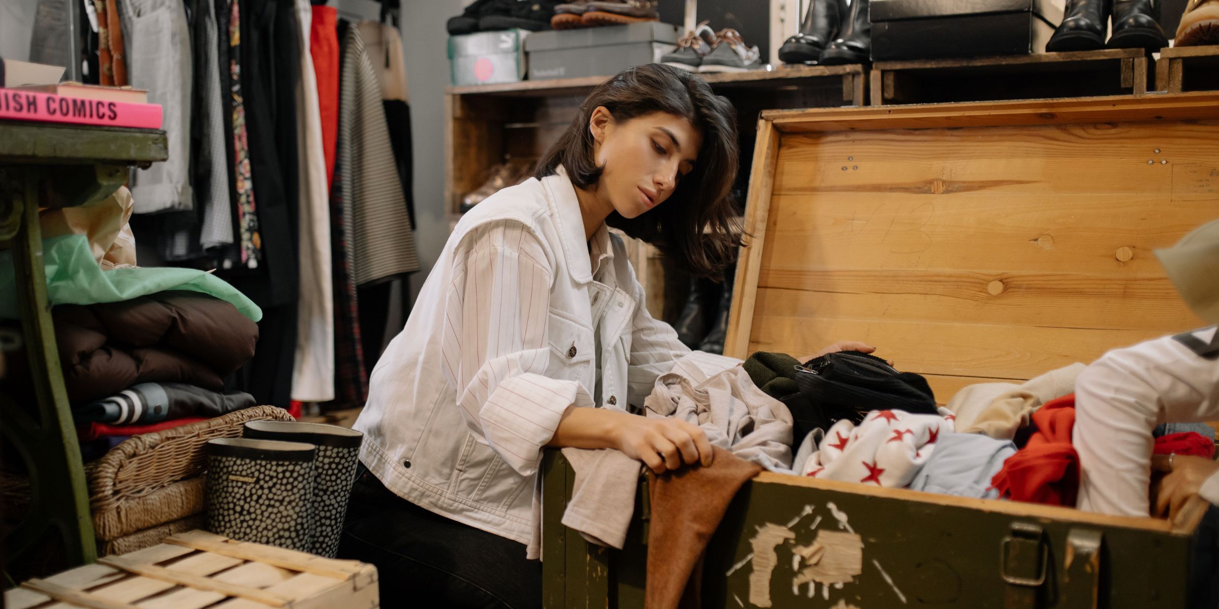 A woman thrift shopping | Source: Pexels