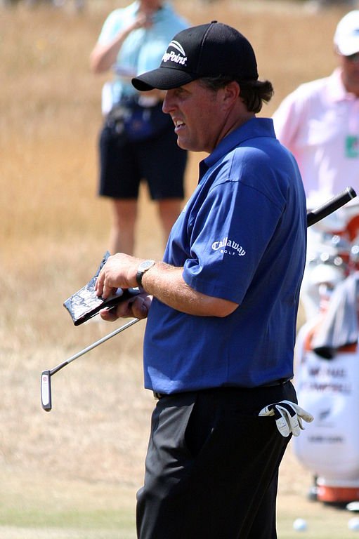Phil Mickelson at the 2006 US Open at Winged Foot Golf Club West Course in Mamaroneck, New York| Source: Wikimedia Creative Commons/ Steven Newton  