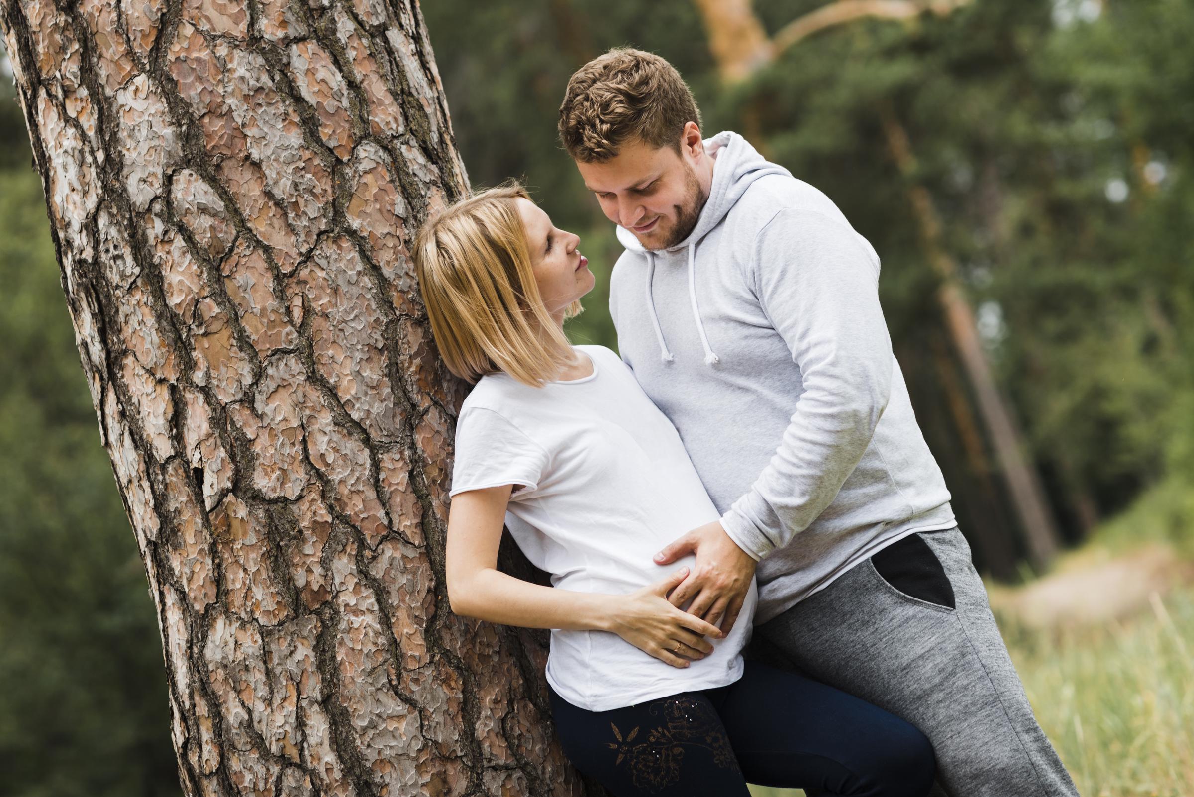 Happy couple expecting a baby | Source: Freepik
