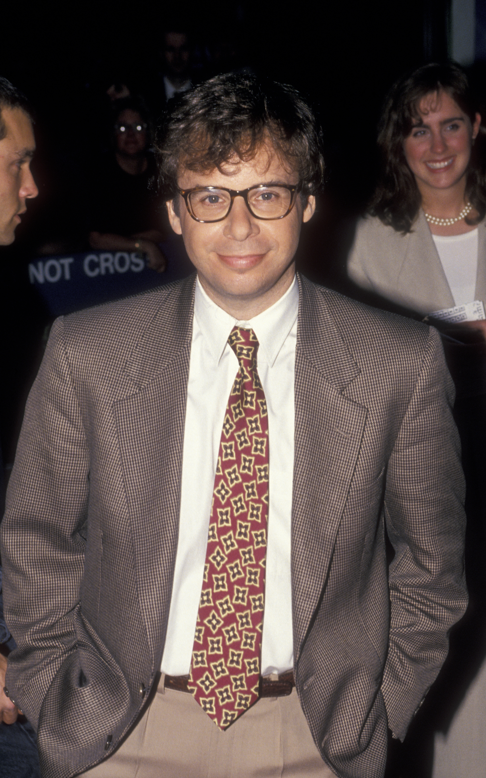 Rick Moranis attends the premiere of "The Flintstones," 1994 | Source: Getty Images