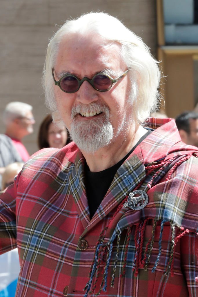 Billy Connolly asiste a los desfiles del Día del Tartán de la ciudad de Nueva York, el 6 de abril de 2019. | Foto: Getty Images