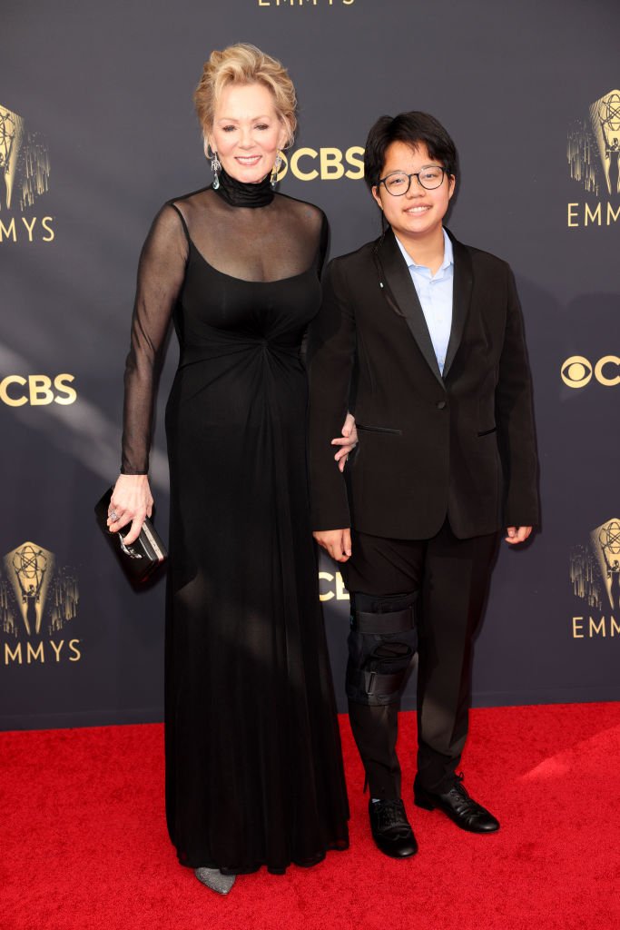 Jean Smart and Forrest Gilliland arrives on the red carpet for the 73rd Annual Emmy Awards taking place at LA Live on Sunday, Sept. 19, 2021. | Source: Getty Images