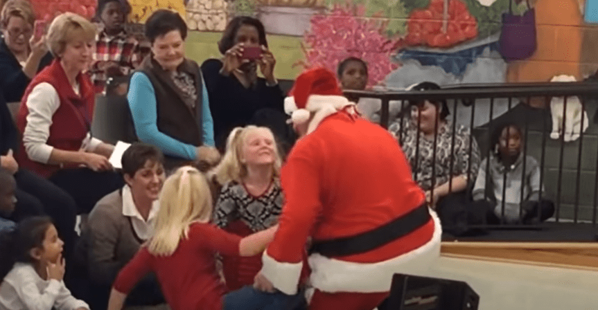 The moment Captain Josh Risher reunites with his daughter. | Photo: youtube/thestate