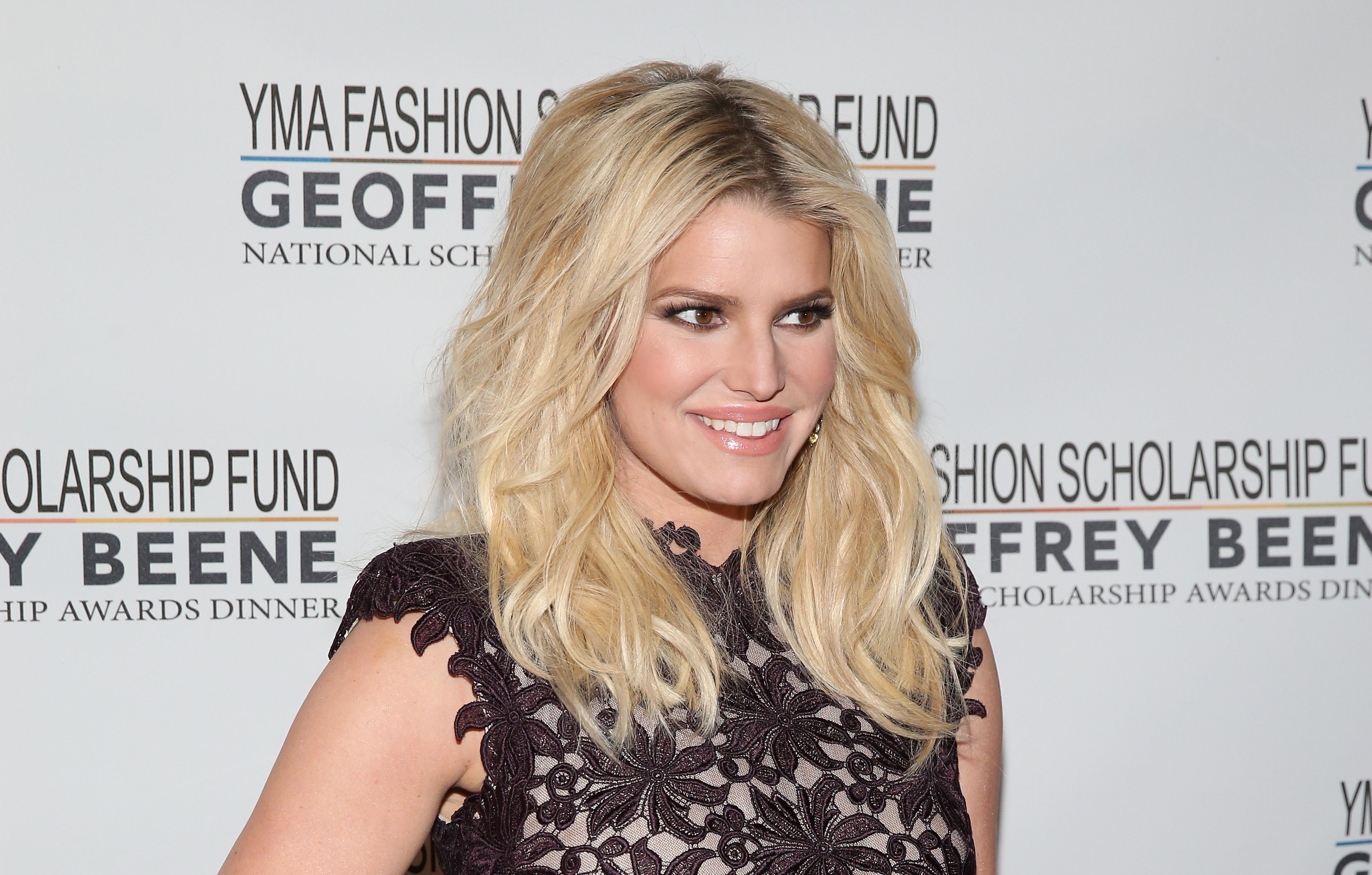 Jessica Simpson at YMA Fashion Scholarship Fund Geoffrey Beene National Scholarship Awards Gala at Marriott Marquis Hotel on January 12, 2016 | Photo: Getty Images