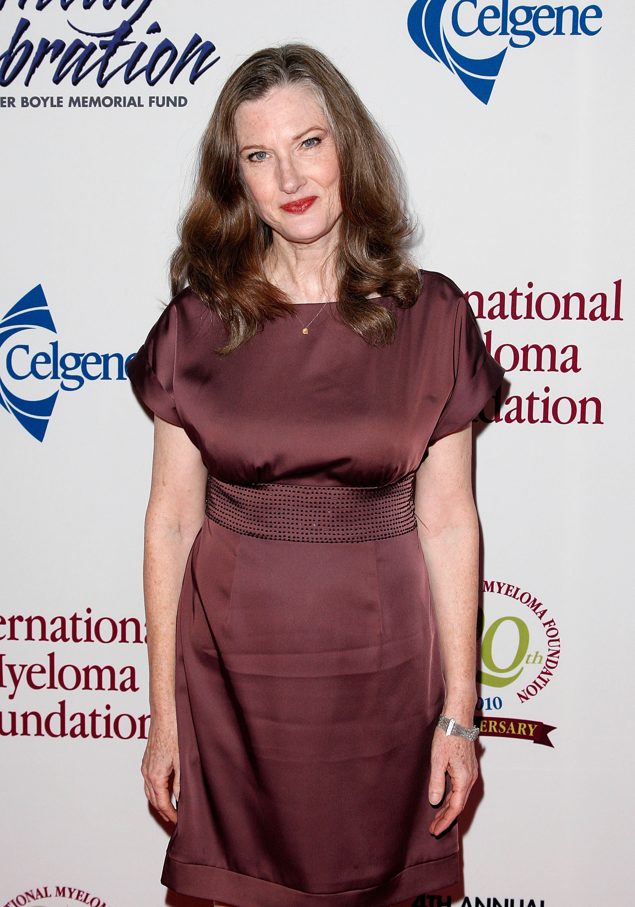 Annette O'Toole arrives at the International Myeloma Foundation's 4th annual comedy celebration and benefit at The Wilshire Ebell Theatre on November 13, 2010 in Los Angeles, California | Source: Getty Images
