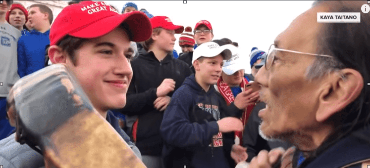 Nickolas Sandmann and Nathan Phillips on the steps of the Lincoln Memorial on January 18, 2019.| Photo: YouTube/TODAY