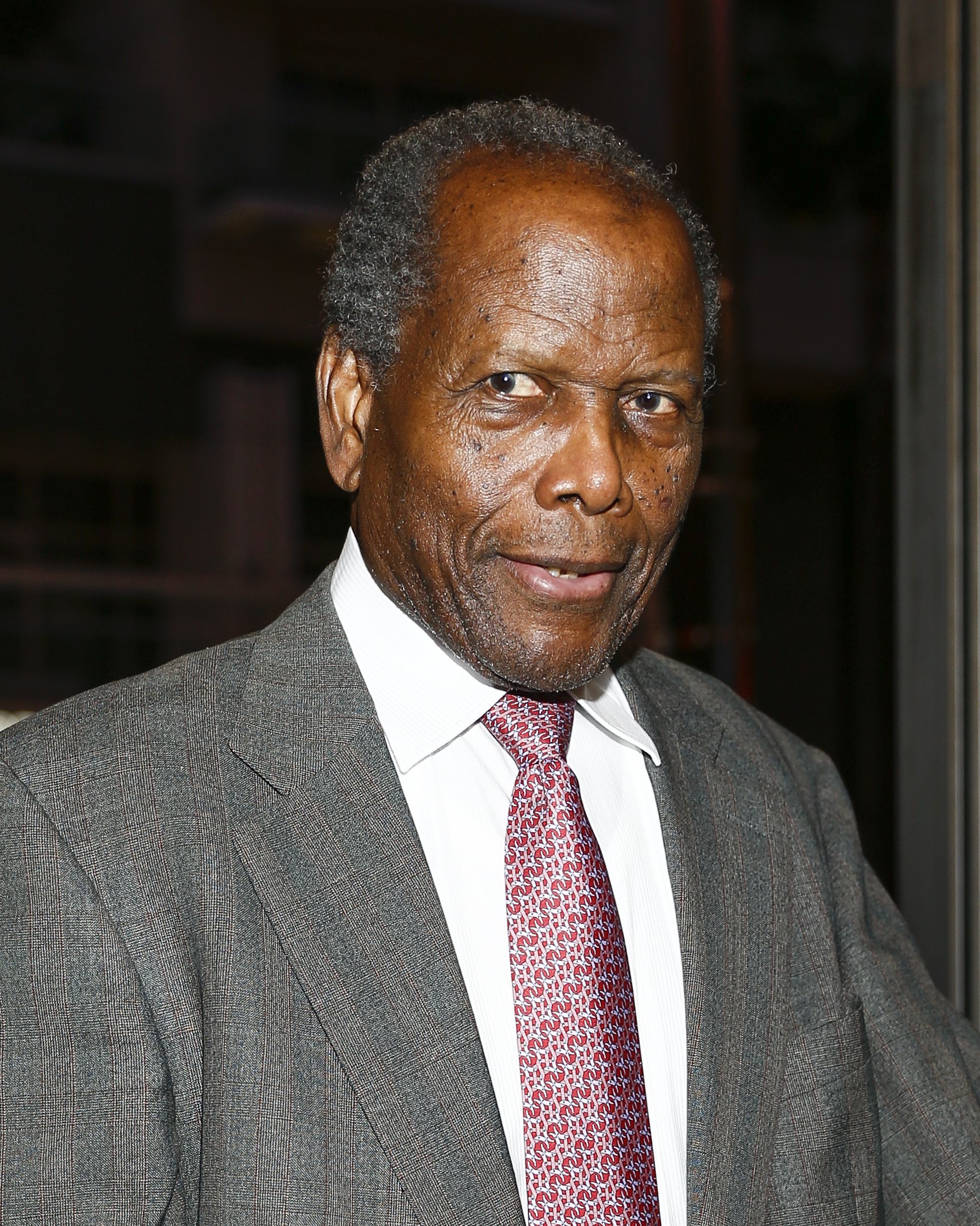 Sidney Poitier attends 'MOTOWN THE MUSICAL' at the Pantages Theatre on April 30, 2015. | Photo: GettyImages