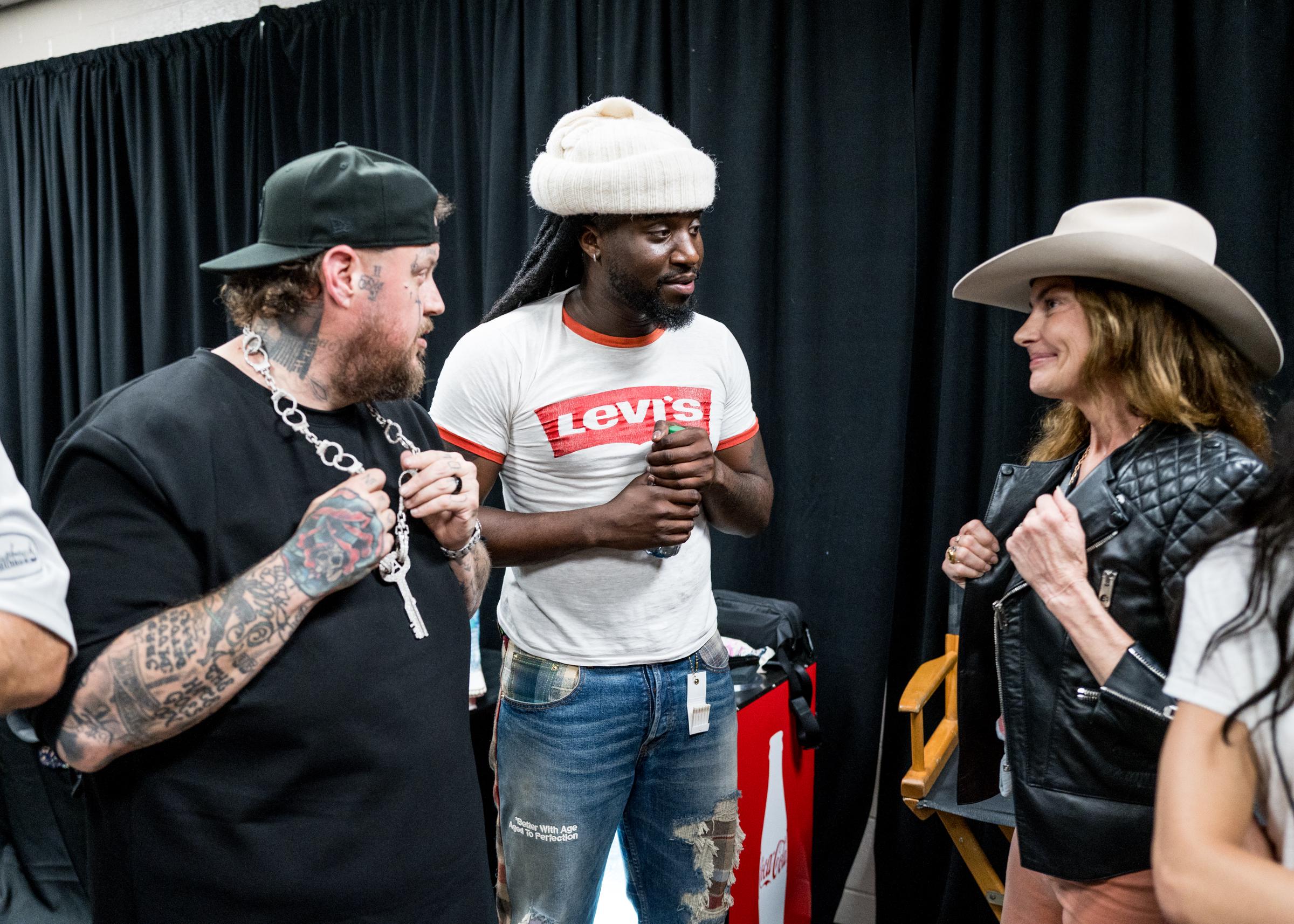 Faith Hill, Shaboozey, and Jelly Roll backstage at the 2025 CMA Fest at Nissan Stadium in Nashville, Tennessee on June 6, 2025 | Source: Getty Images