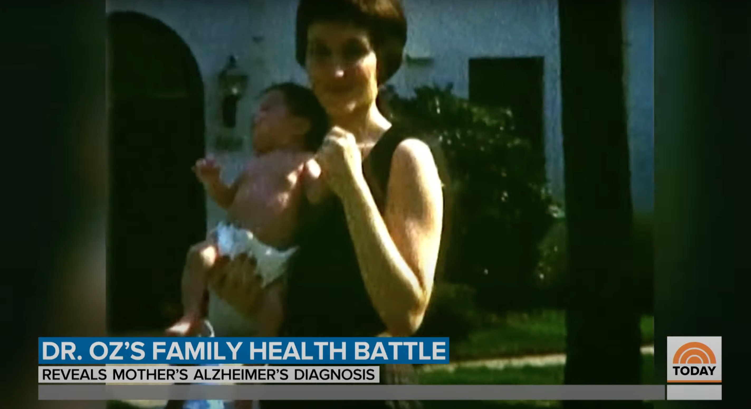 Dr. Oz as a baby, and his mom, Suna | Source: Youtube.com/TODAY