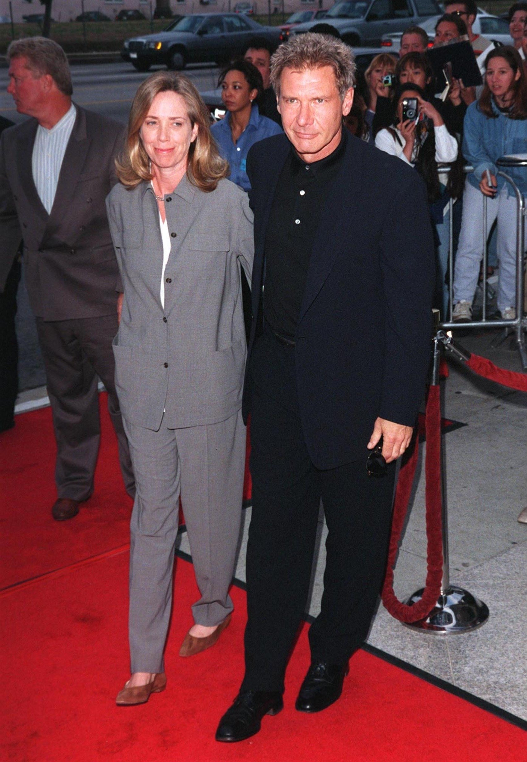 Actors Harrison Ford with his wife Melissa Mathison at premiere of his movie, "Six Days, Seven Nights" on June 8, 1998 | Photo: Shutterstock 