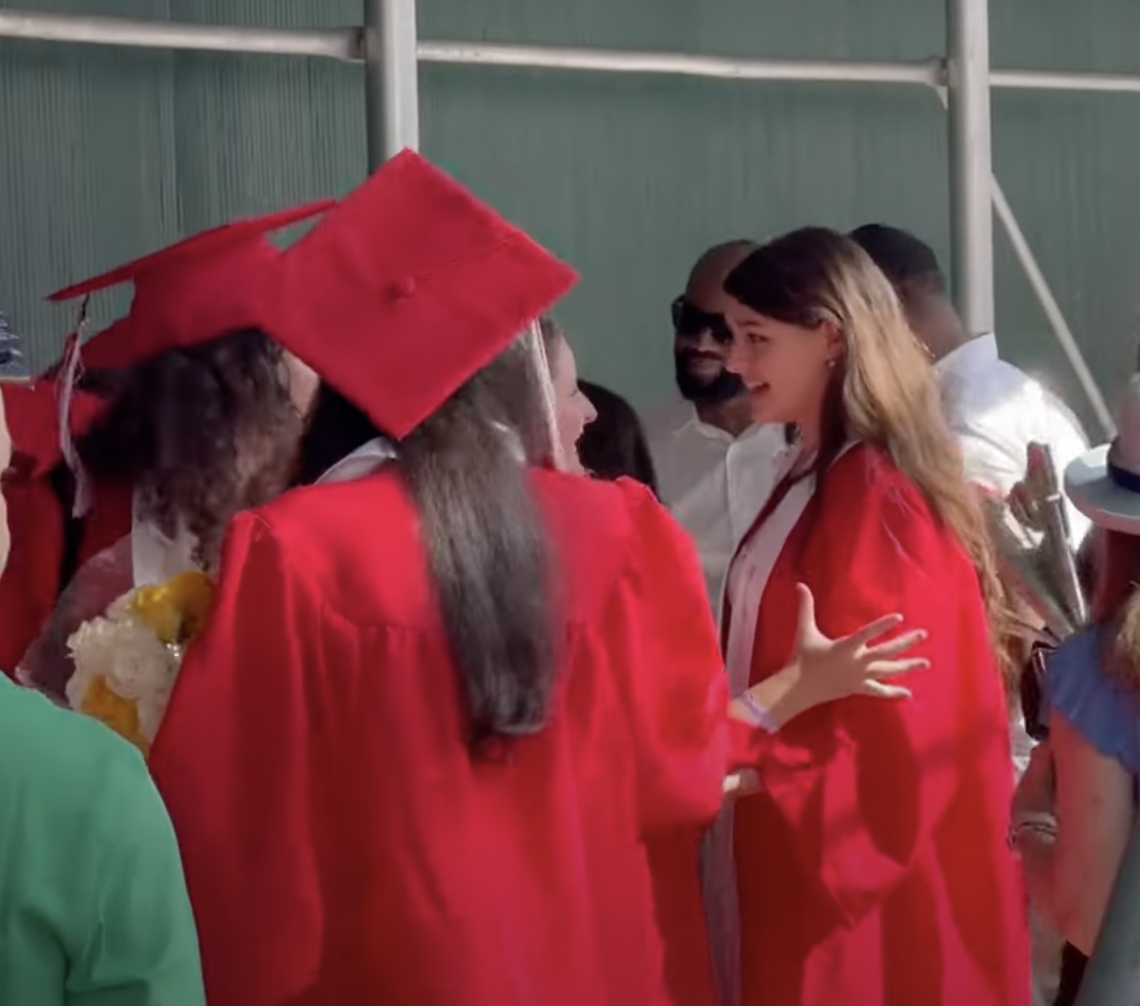 Suri Cruise celebrates her high school graduation with classmates in New York City in a post dated June 22, 2024 | Source: YouTube/Page Six