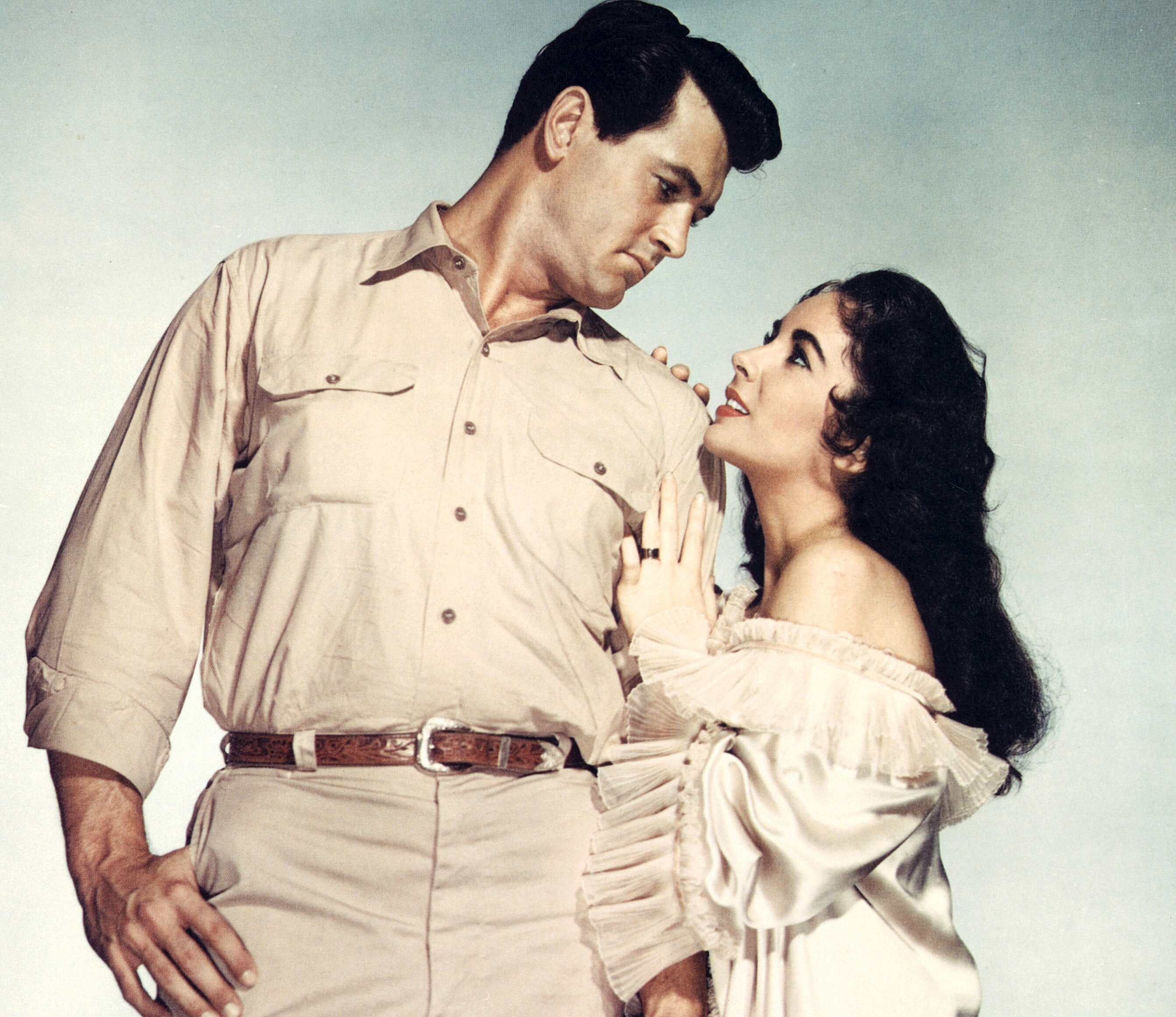 Rock Hudson and Elizabeth Taylor on the set of "Giant" | Source: Getty Images