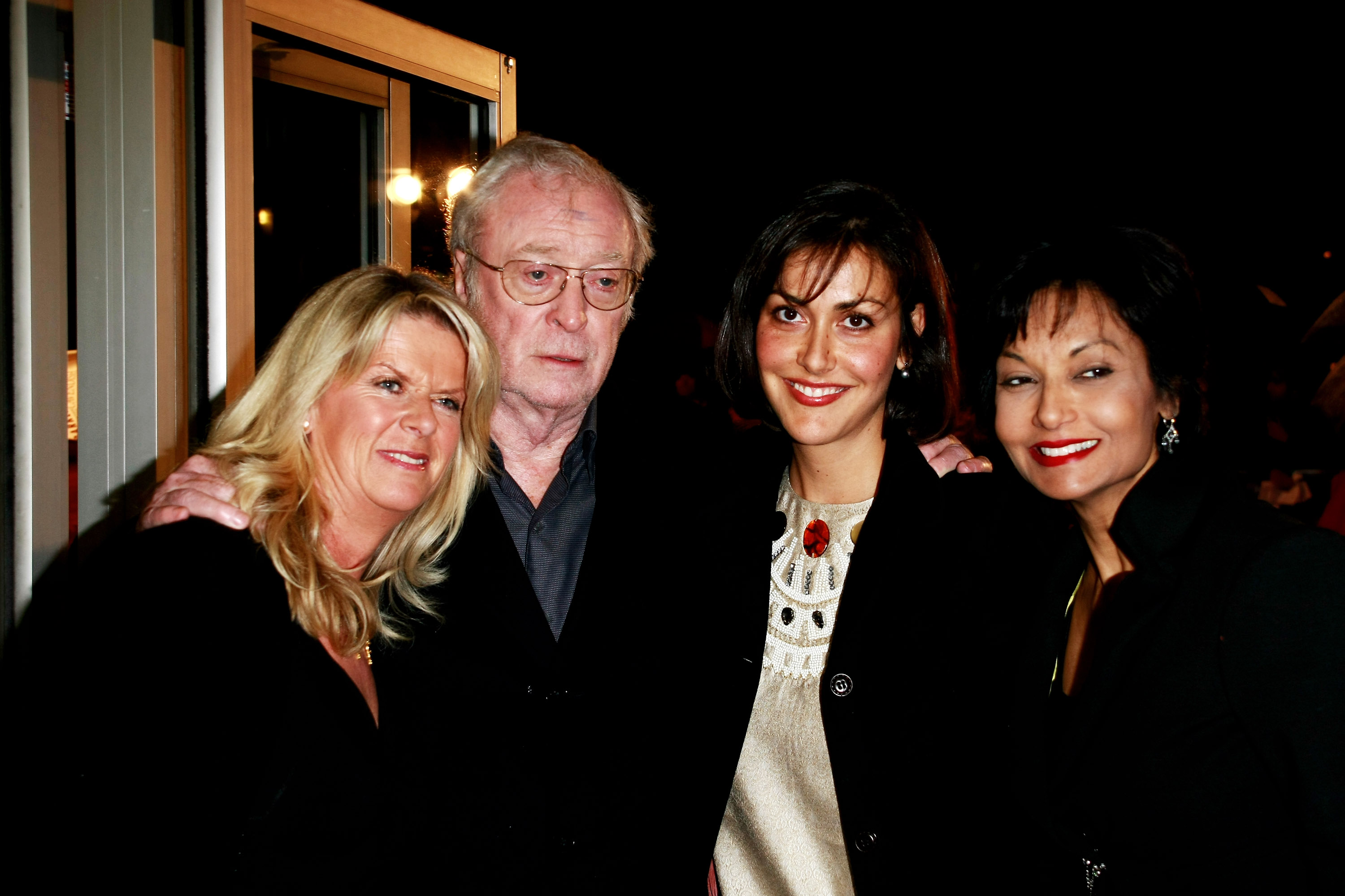 Nikki Caine, Michael Caine, Natasha Caine and Shakira Caine at the UK film premiere of "Sleuth," November 2007 | Source: Getty Images
