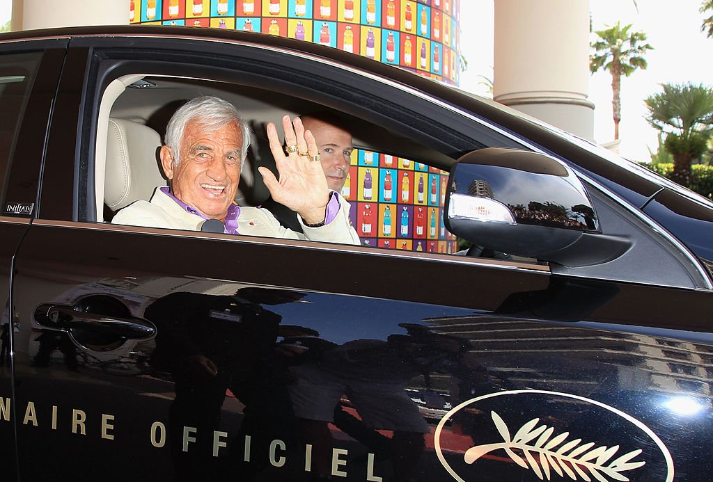 Jean Paul Belmondo avistado en el Hotel Martinez el 18 de mayo de 2011 en Cannes, Francia. | Foto: Getty Images Jean Paul Belmondo avistado en el Hotel Martinez el 18 de mayo de 2011 en Cannes, Francia. | Foto: Getty Images