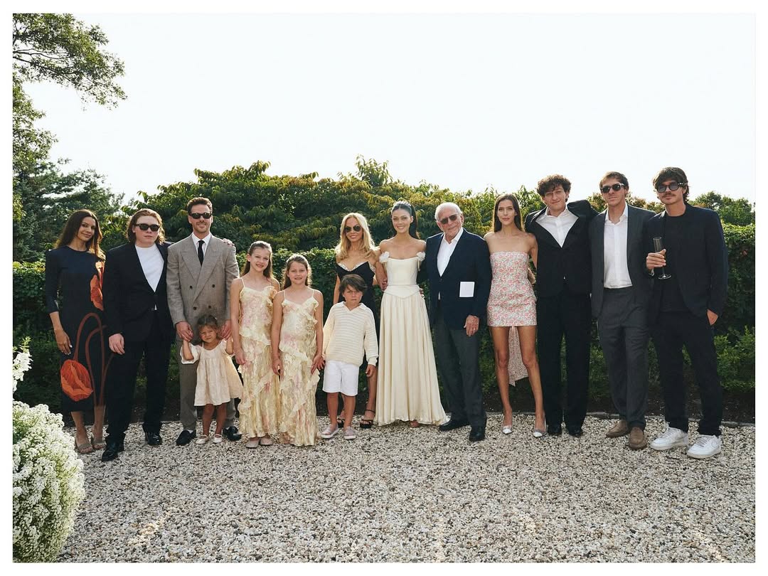 Nicola Peltz poses with her family on the day of her vow renewel in images published 11 August 2025. | Source: Instagram/nicolapeltzbeckham