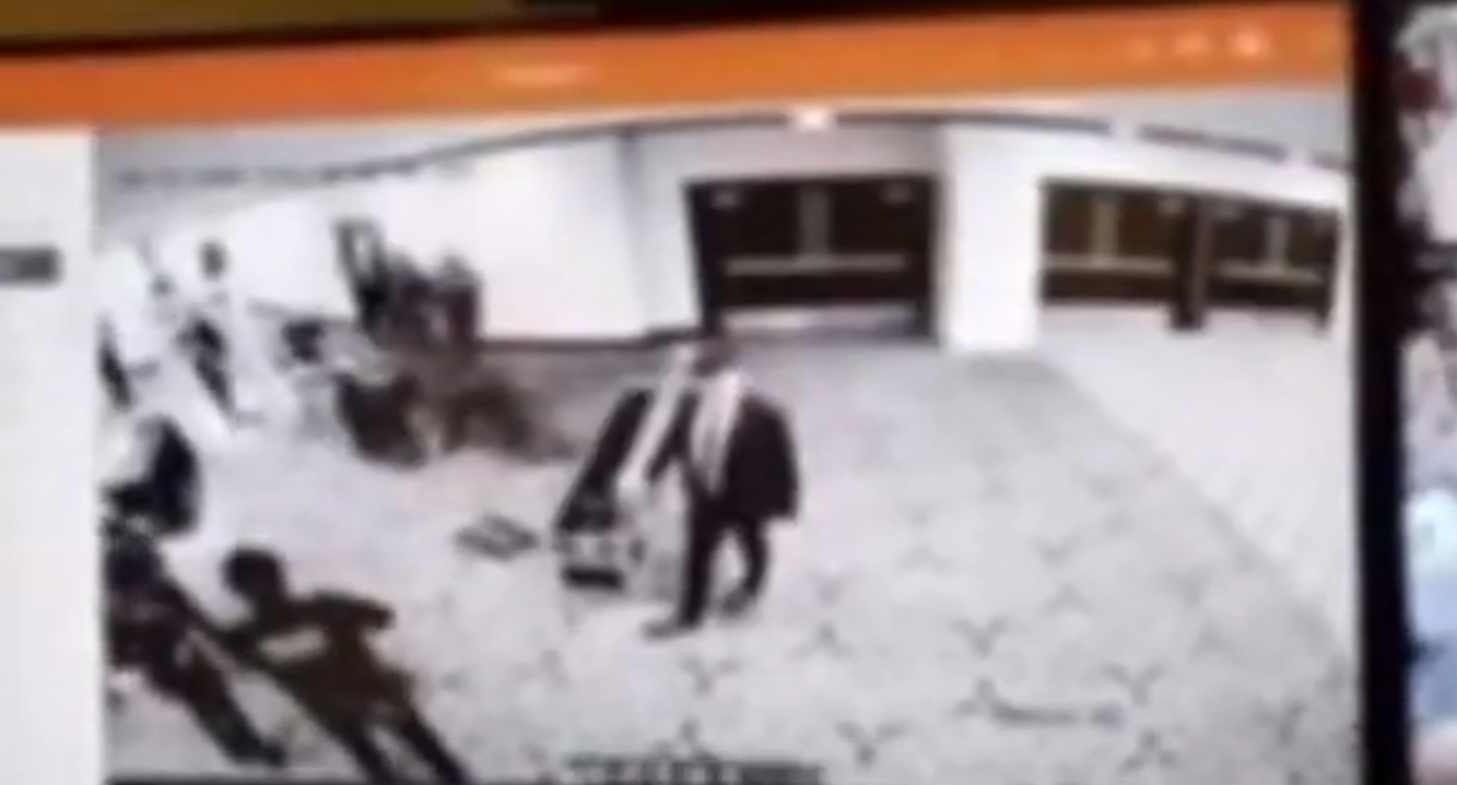 Security footage allegedly showing Cole Allen running between officers at the Washington Hilton on April 25, 2026 | Source: X/BNONews