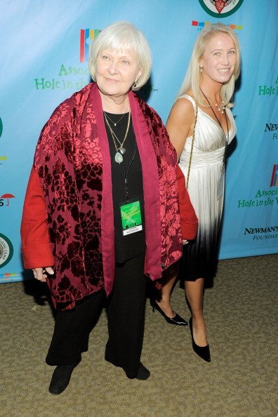 Joanne Woodward and Clea Newman Soderlund at Avery Fisher Hall, Lincoln Center on October 21, 2010 in New York City | Photo: Getty Images