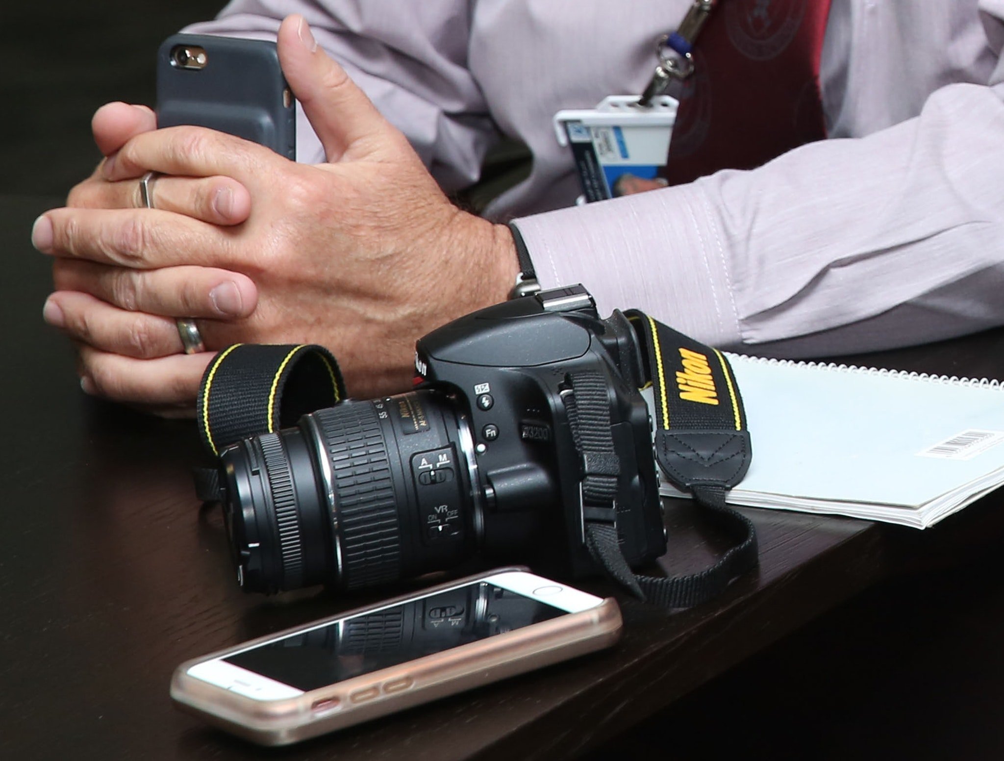 Jason became a successful journalist. | Source: Pexels