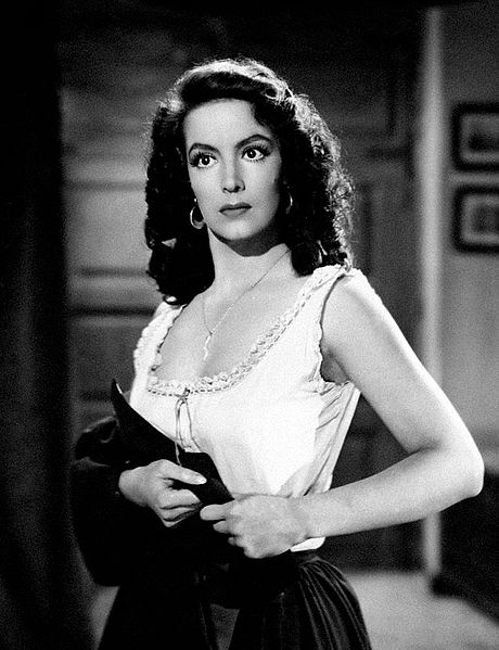 María Félix, actriz mexicana, actuando en la película Black Crown, de 1951. | Foto: Wikipedia
