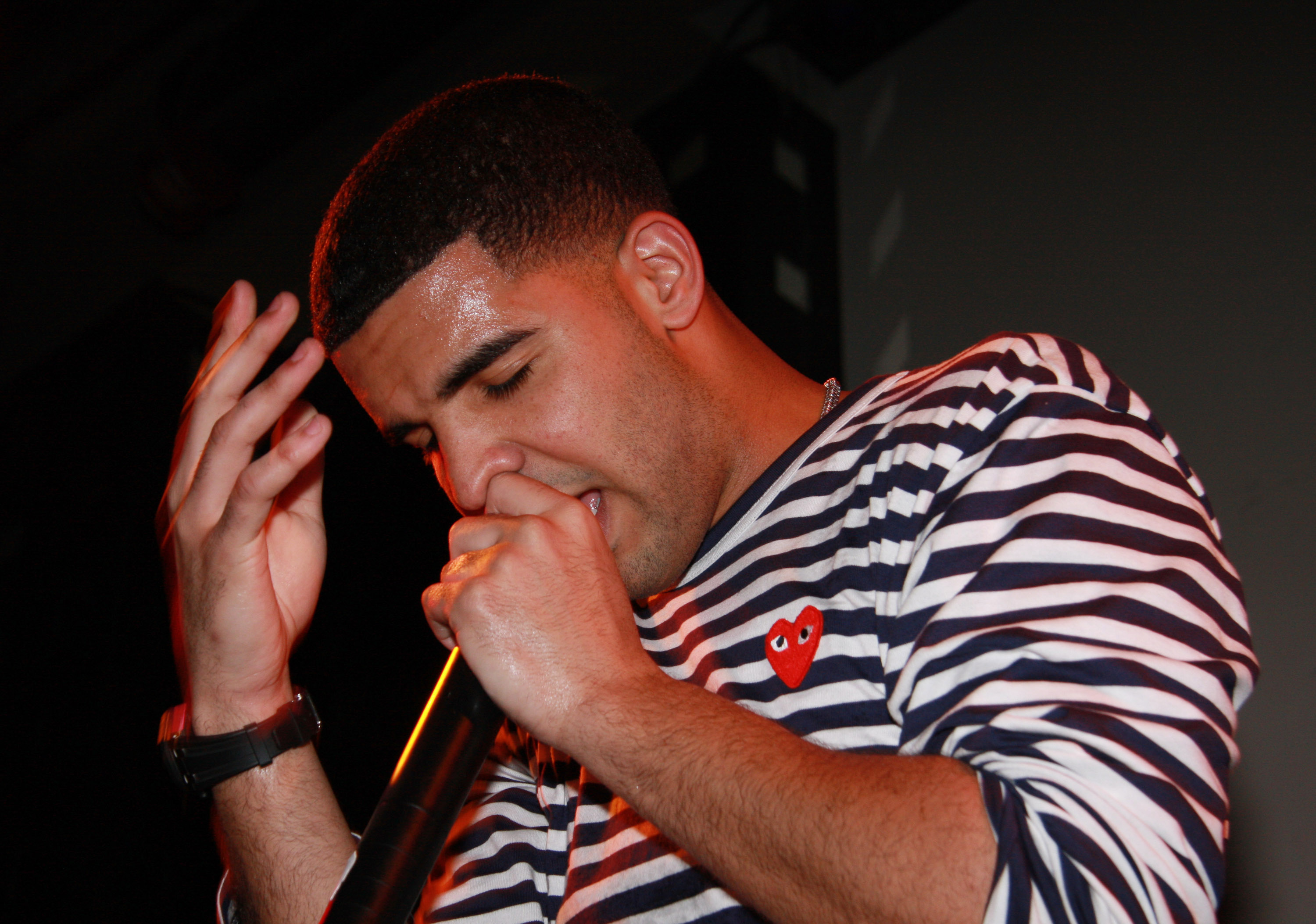 Drake performs at S.O.B.'s on May 26, 2009, in New York. | Source: Getty Images