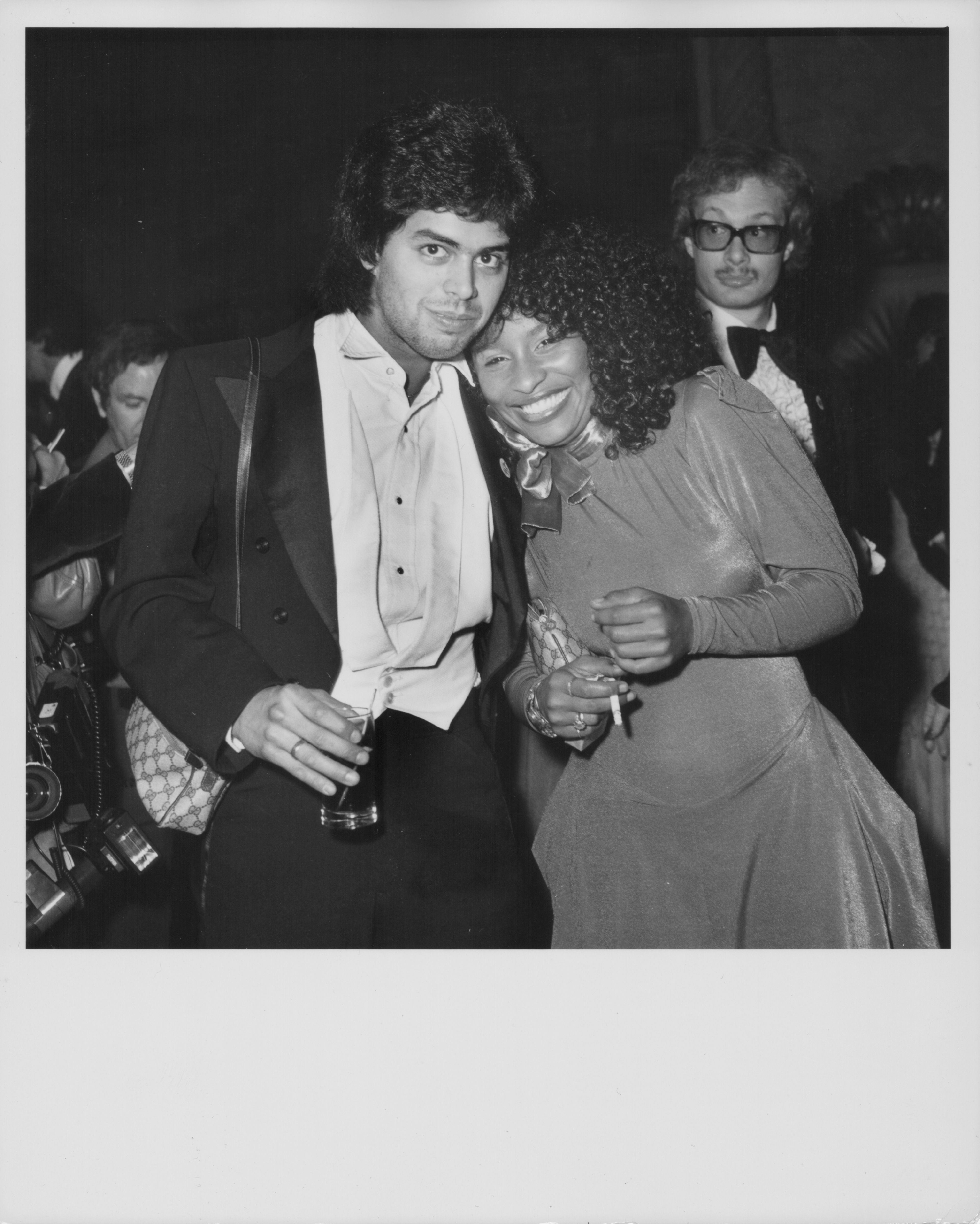 Chaka Khan and Richard Holland pose at the Grammy Awards party at the Biltmore Hotel on February 23, 1978, in California | Source: Getty Images