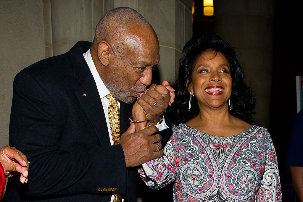 Bill Cosby and Phylicia Rashad at the 2nd annual Legacy to Promise Gala, September 2011 | Source: Getty Images