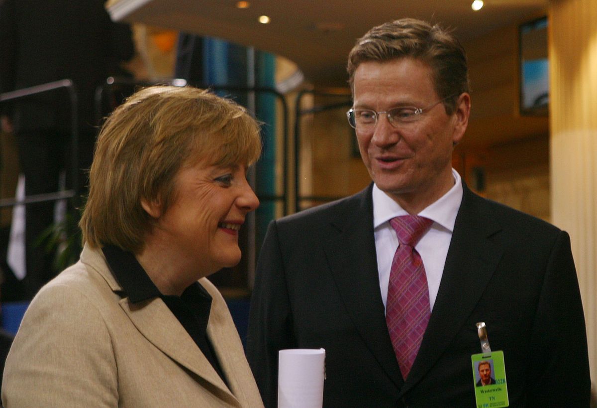 Angela Merkel und Dr. Guido Westerwelle, 2005 | Quelle: Wikimedia Commons