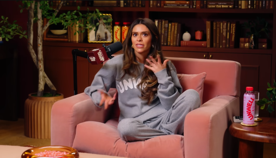 Taylor Frankie Paul on an episode of "Call Her Daddy" on September 10, 2025 | Source: YouTube/Call Her Daddy