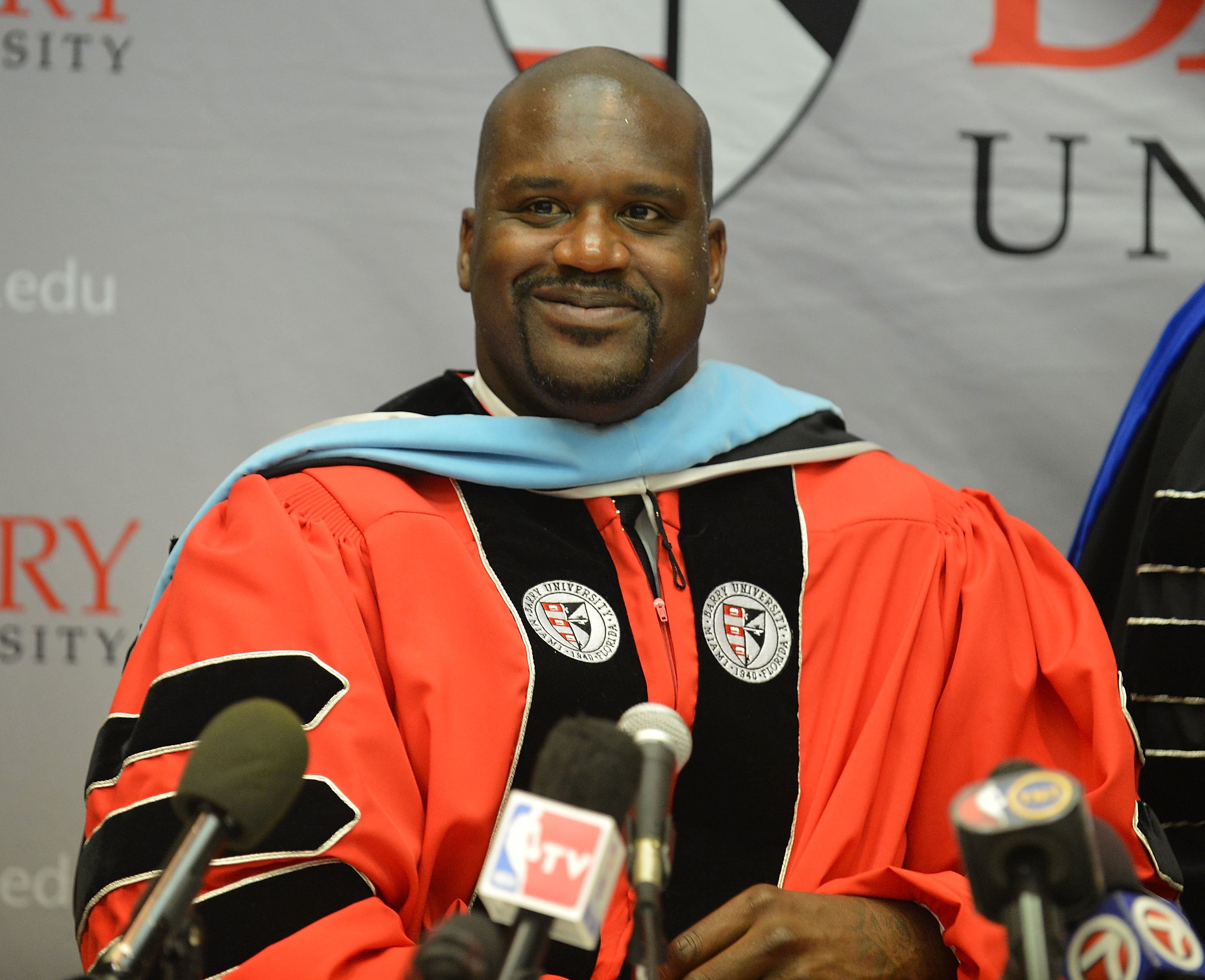 Shaq O'Neal receiving his doctorate in education from Barry University in Miami in 2012 | Source: Getty Images