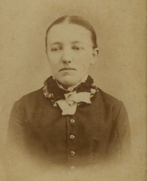 Mary Ingalls. | Source: Wikimedia Commons