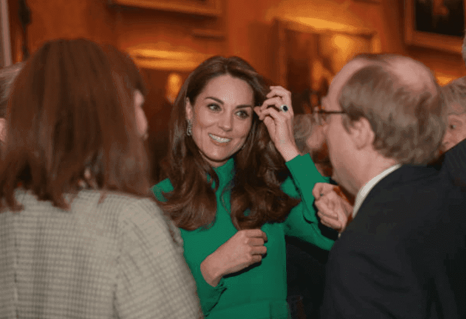 Kate Middleton se mêle aux dirigeants mondiaux lors d'une réception pour le 70e anniversaire de l'OTAN, organisée par la reine Elizabeth II au Palais de Buckingham, le 3 décembre 2019 à Londres, en Angleterre. | Source: Yui Mok - Pool WPA / Getty Images.