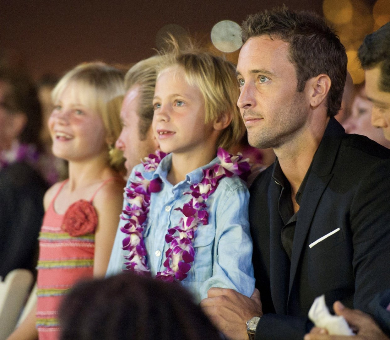 Alex O'Loughlin Met Wife When He Moved to Film 'Hawaii Five0' — Family