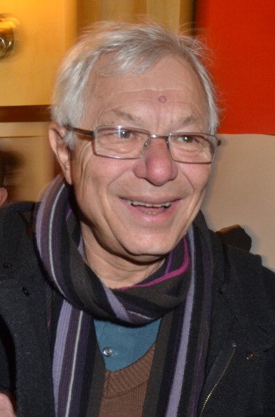 L'écrivain Denis Tillinac au Restaurant Benoit le 21 février 2012 à Paris, France. | Photo : Getty Images L'écrivain Denis Tillinac au Restaurant Benoit le 21 février 2012 à Paris, France. | Photo : Getty Images
