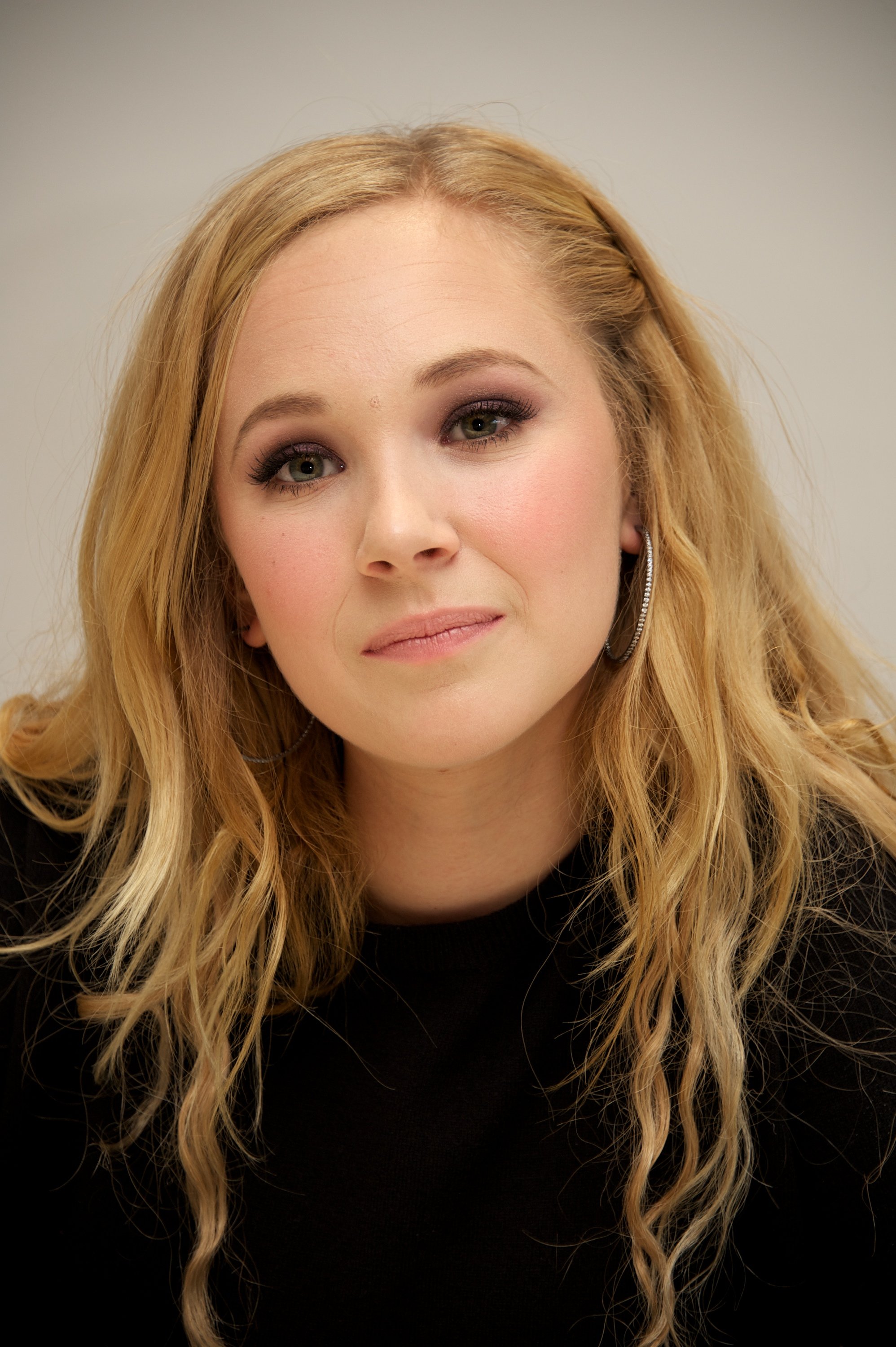 Juno Temple at the "Killer Joe" Press Conference hosted at Beverly Hills, California's Four Seasons Hotel, on July 18, 2012. | Source: Getty Images