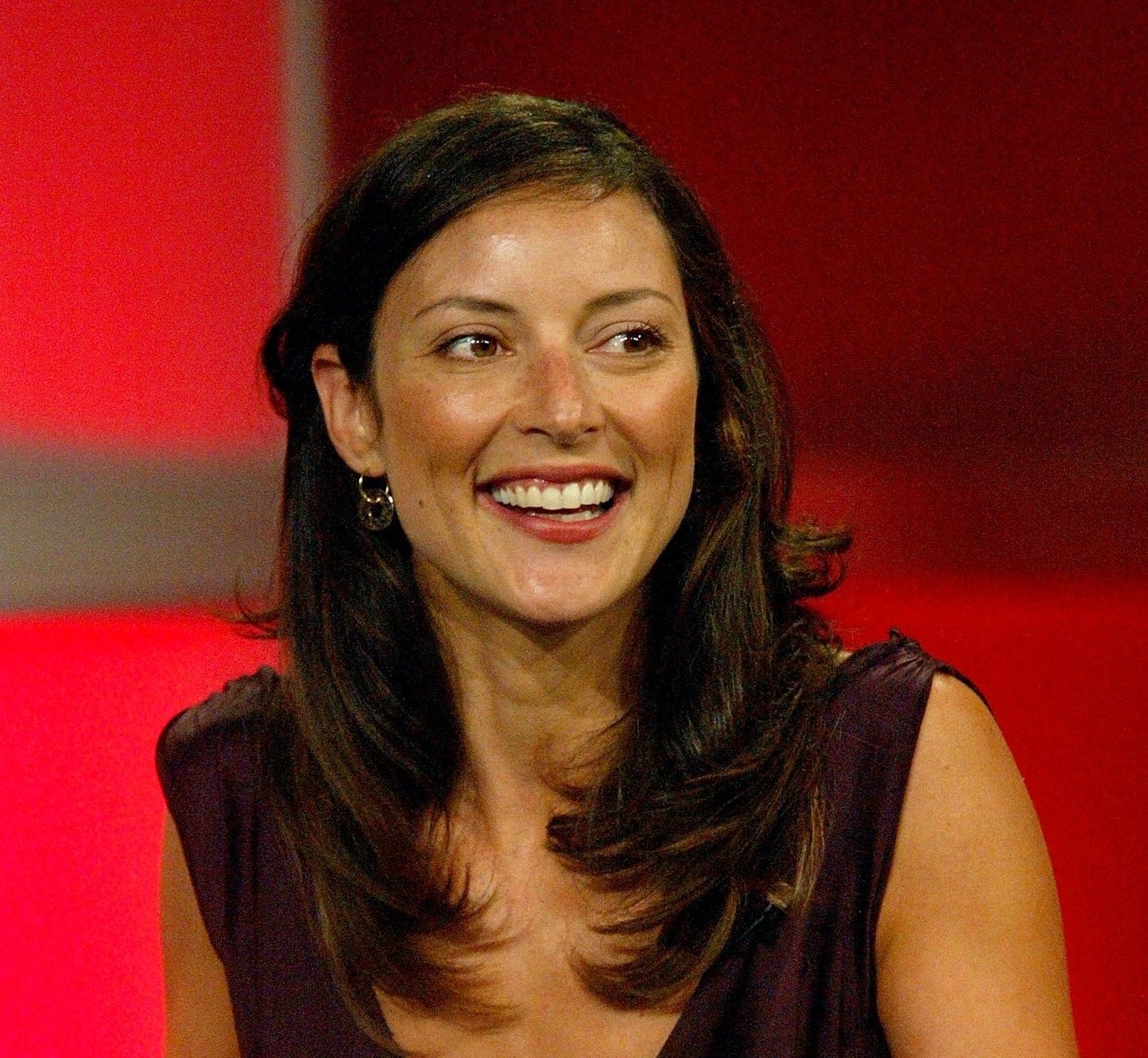 why lola glaudini left criminal minds.