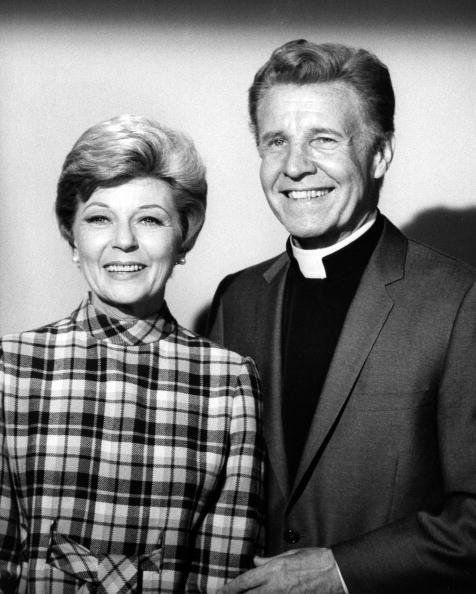 Ozzie and Harriet Nelson starred as an unmarried reverend and his single companion in "Love and Take Me Along" - Season One - 11/3/69 | Photo: Getty Images