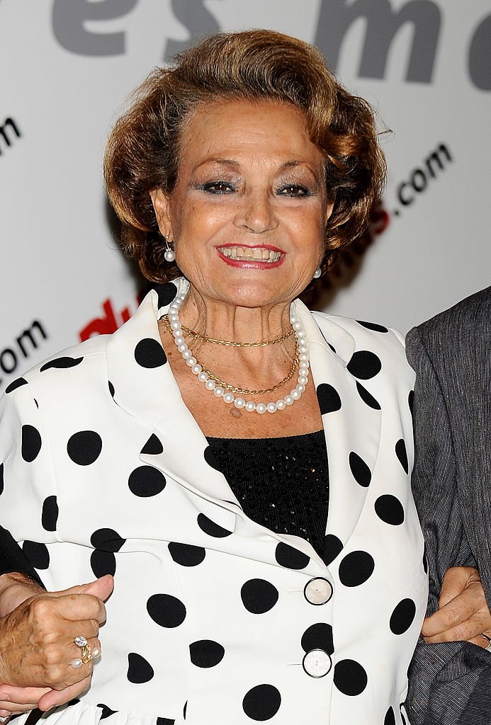 Carmen Sevilla en los premios de la ceremonia "50 Plu es Más" en el Palacio de Congresos el 1 de octubre de 2009 en Madrid, España. | Imagen: Getty Images Carmen Sevilla en los premios de la ceremonia "50 Plu es Más" en el Palacio de Congresos el 1 de octubre de 2009 en Madrid, España. | Imagen: Getty Images