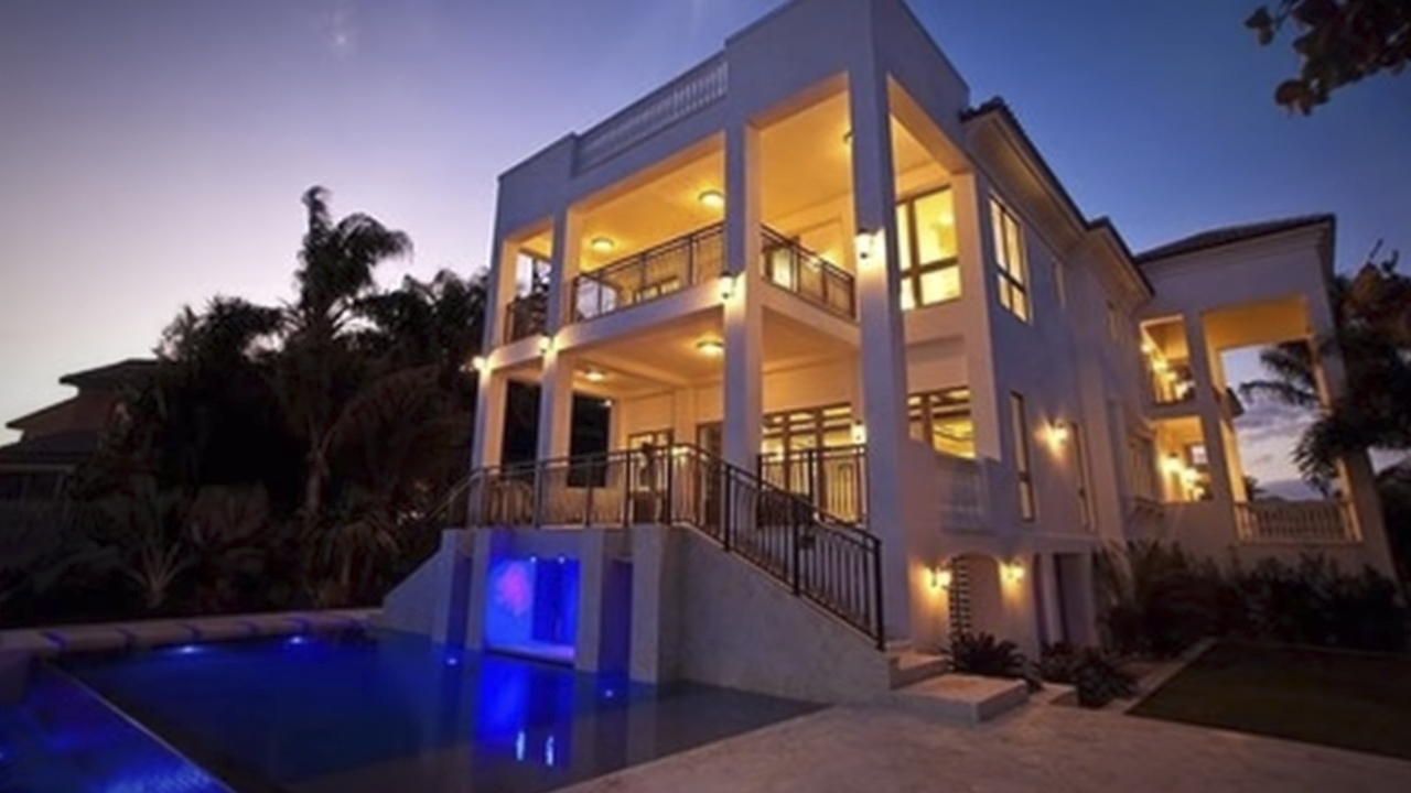 Top 10 Ridiculously Expensive Houses Of NBA Players