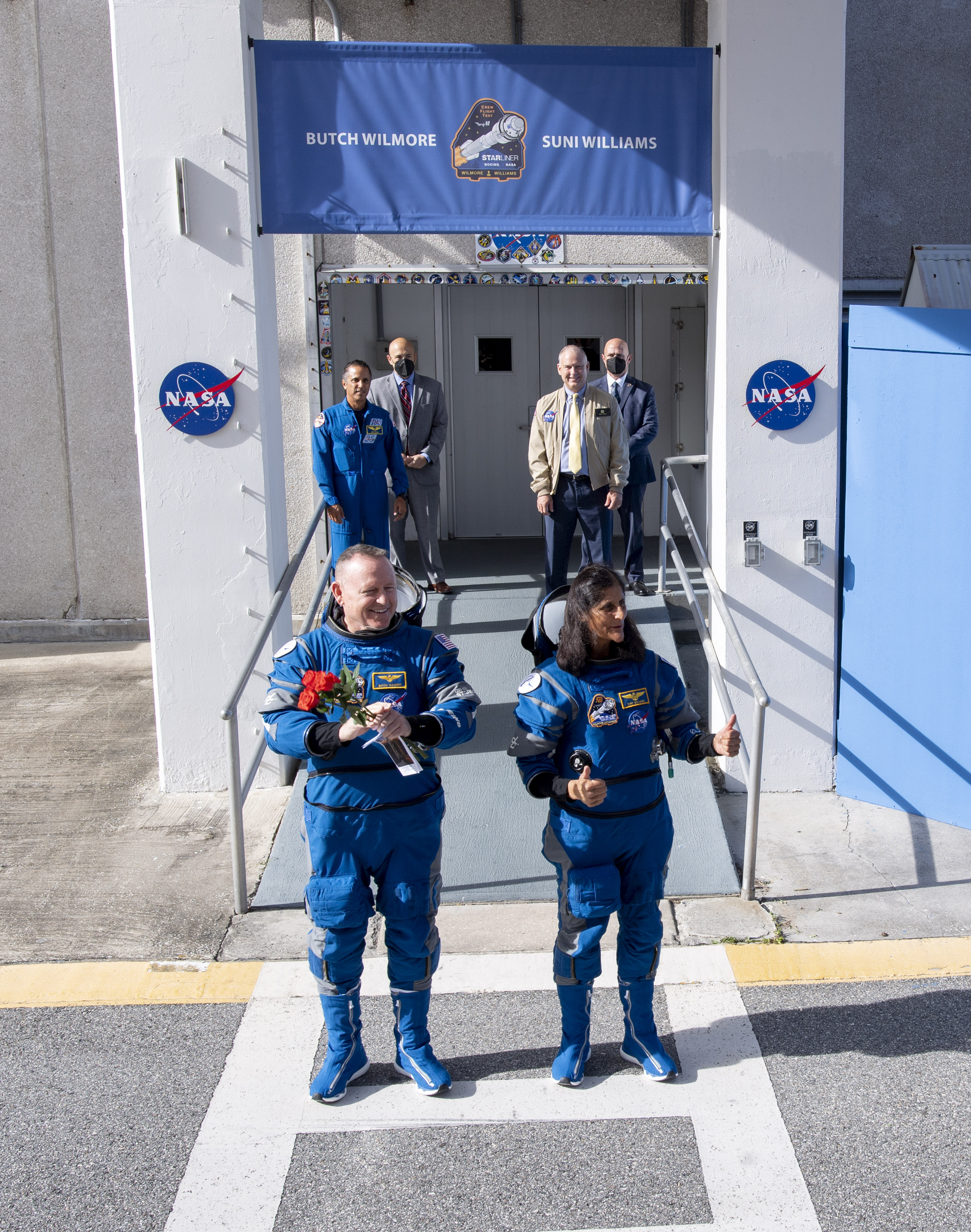 Butch Wilmore and Suni Williams prepare to board the Boeing CST-100 Starliner spacecraft for the Crew Flight Test launch on June 1, 2024 | Source: Getty Images