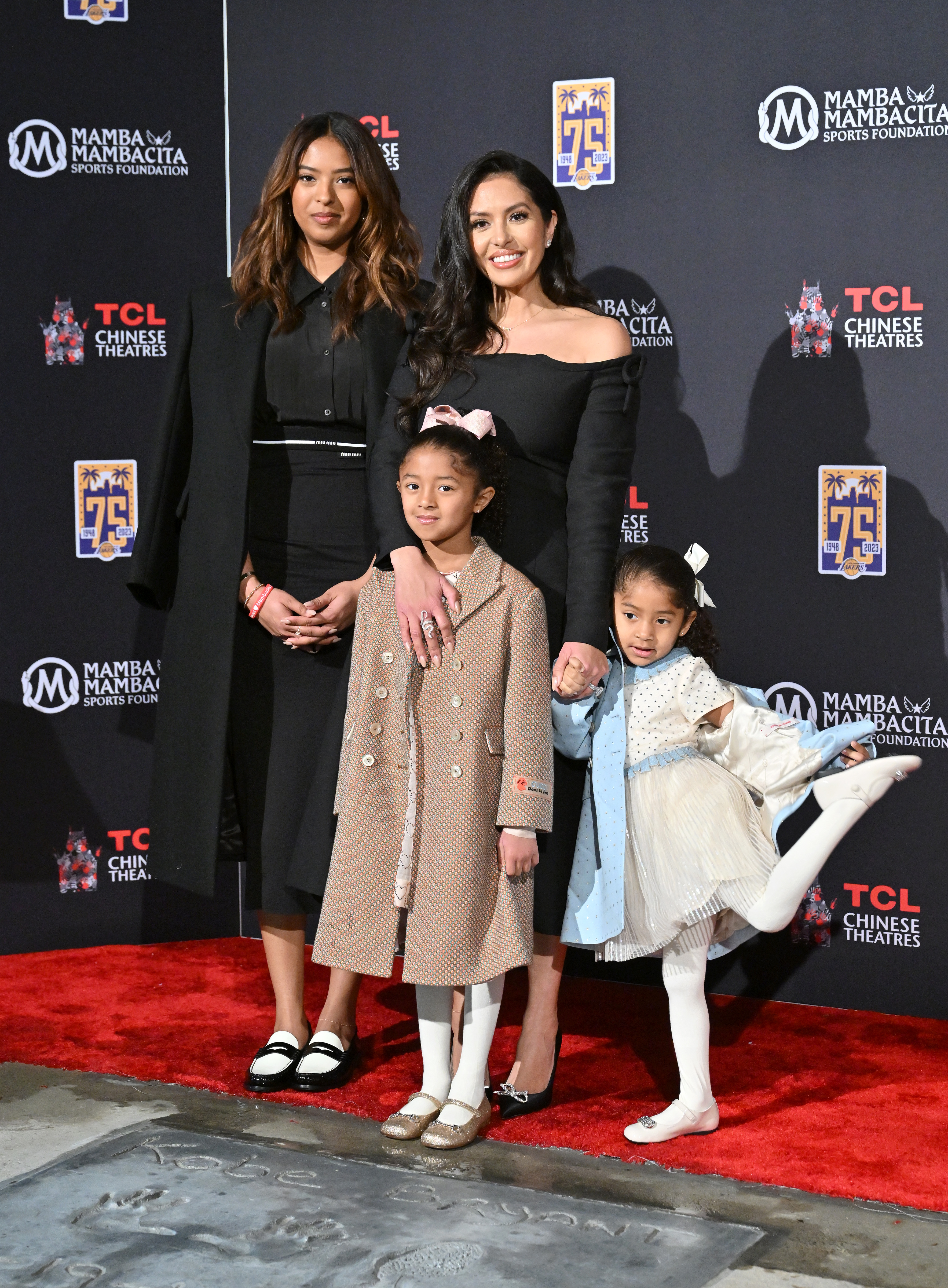 Natalia, Vanessa, Bianka, and Capri Bryant attend the unveiling of Kobe Bryant's Hand & Footprints on April 10, 2014 | Source: Getty Images