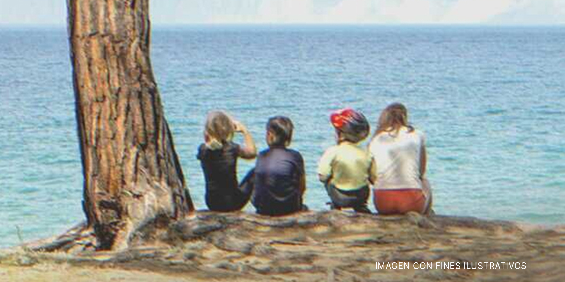 Una mujer y tres niños mirando el mar. | Foto: Shutterstock
