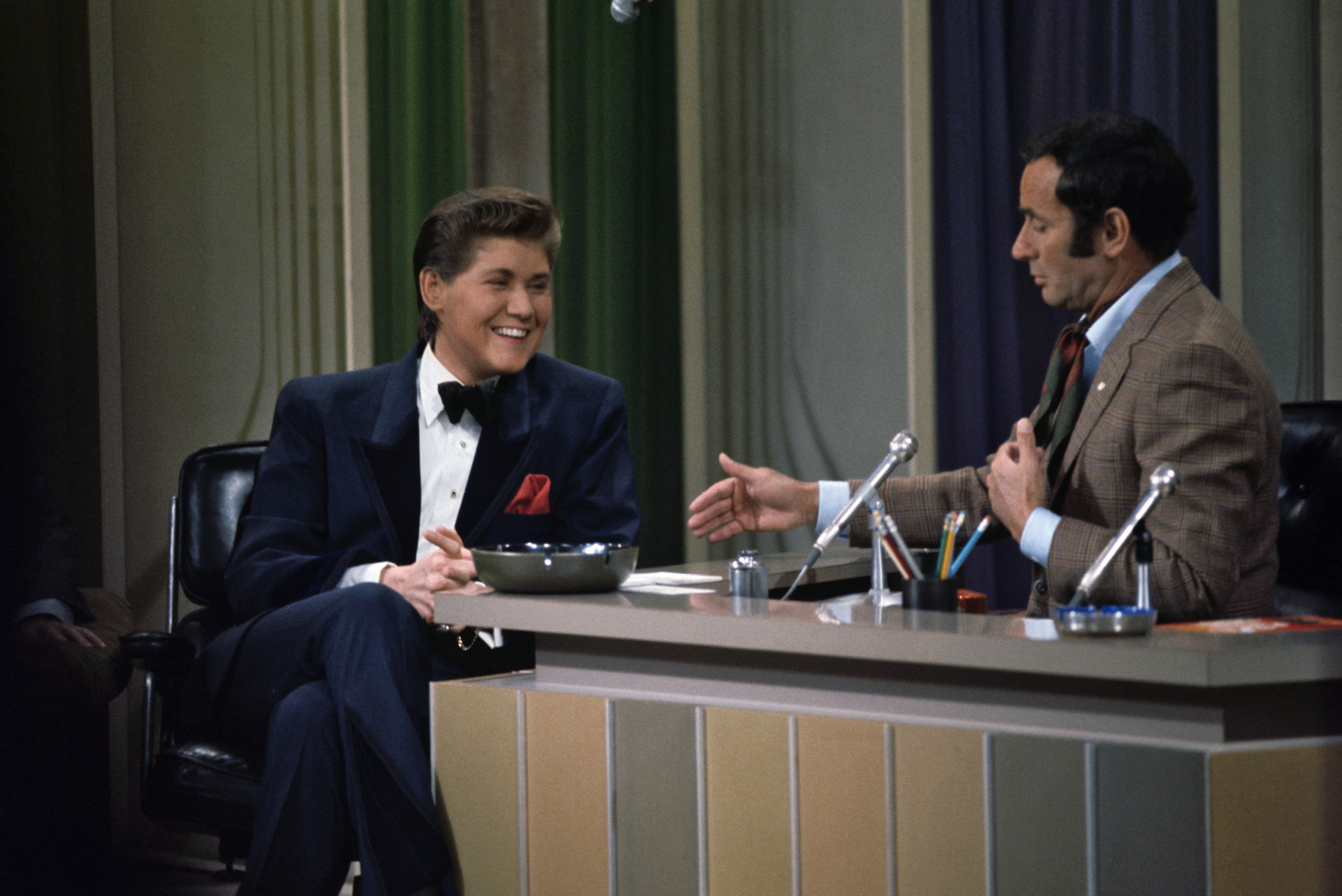 Wayne Newton on "The Joey Bishop Show" in 1969 | Source: Getty Images