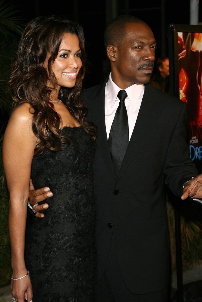 Tracey Edmonds and Eddie Murphy at the premiere of "Dreamgirls". Wilshire Theatre, Los Angeles, California | Shutterstock