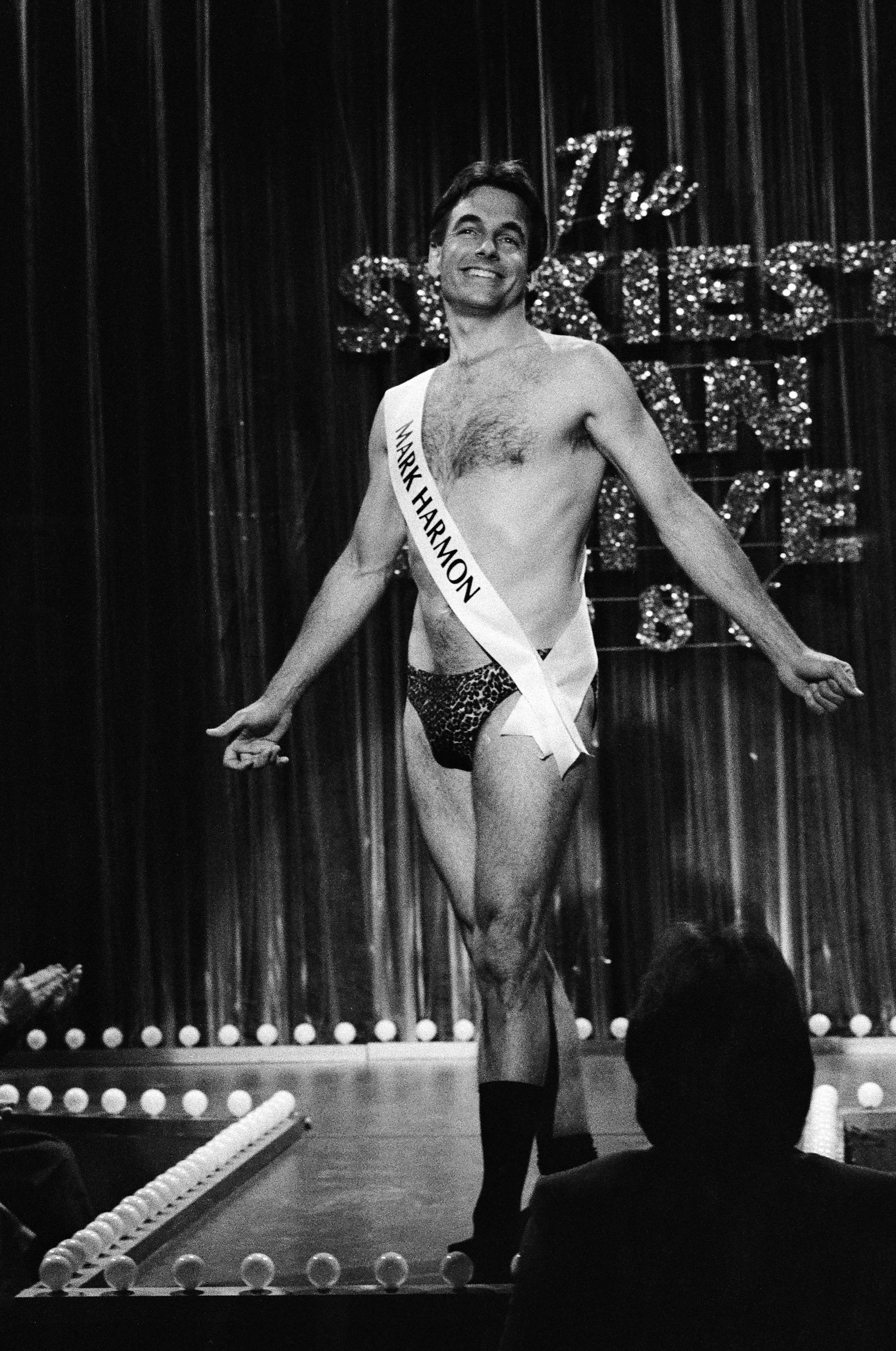 Mark Harmon during 'The Sexiest Man Alive 1986' skit on May 9, 1987 | Source: Getty Images