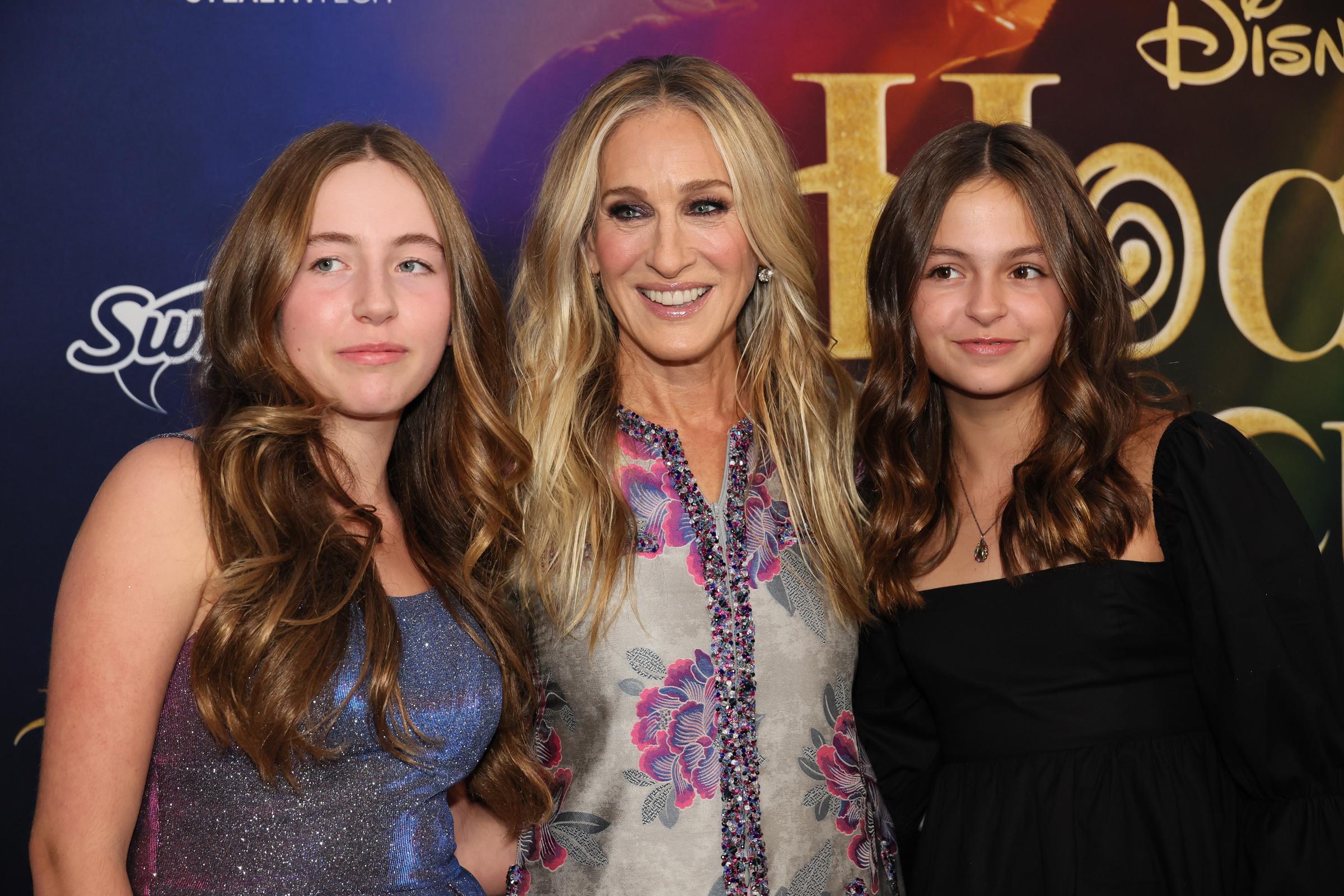 Marion and Tabitha Broderick join Sarah Jessica Parker at Disney's "Hocus Pocus 2" premiere in New York City on September 27, 2022. | Source: Getty Images